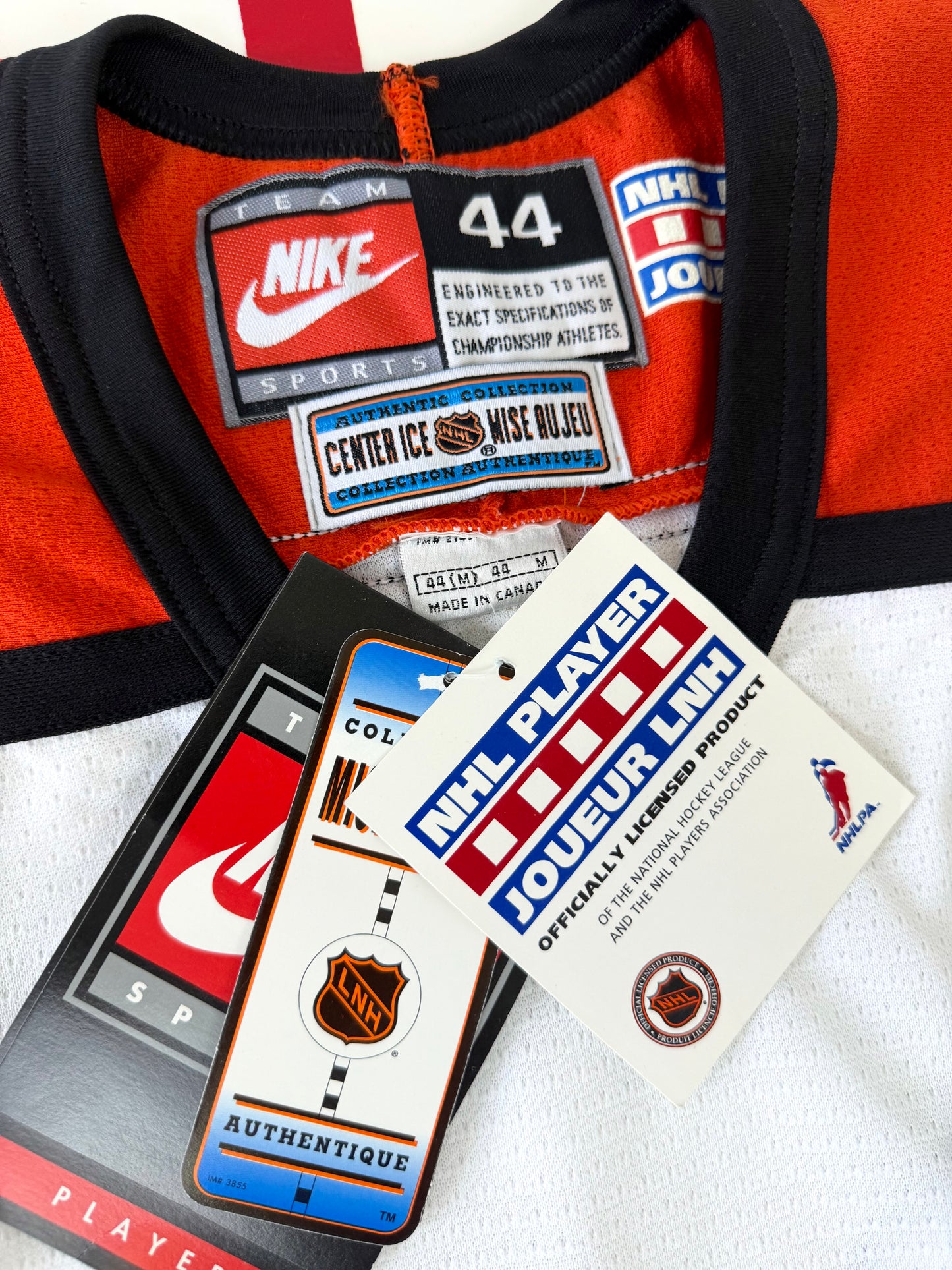 Philadelphia Flyers Eric Lindros Autographed 1997 Stanley Cup Finals NHL Hockey Jersey (44/Medium)
