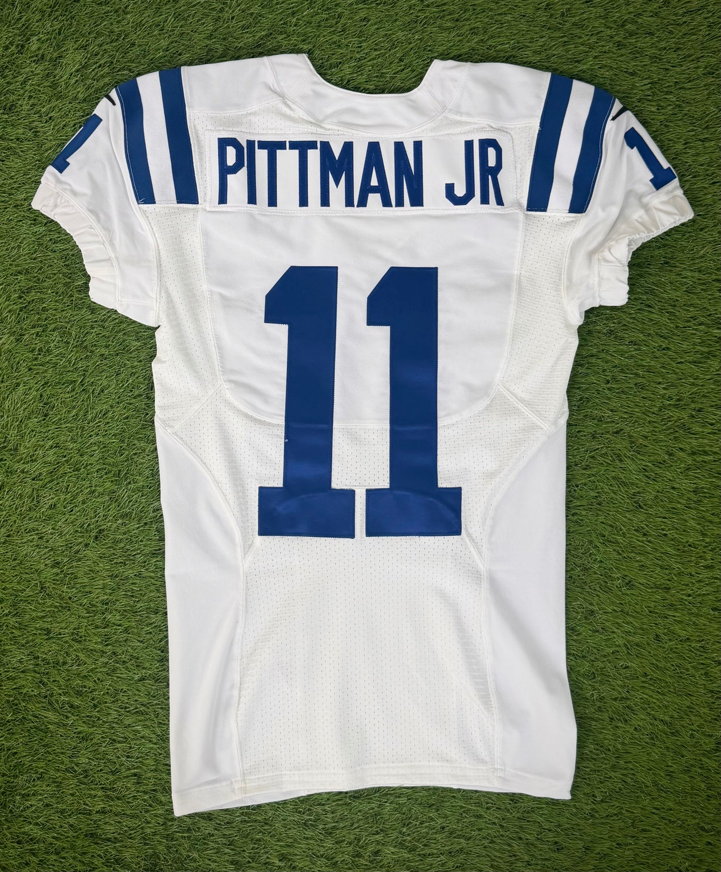 Indianapolis Colts Michael Pittman Jr. 2022 Game Issued NFL Football Jersey (40/Medium)
