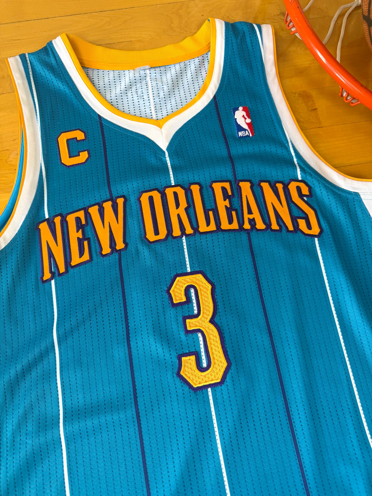 New Orleans Hornets Chris Paul Team Issued 2010-2011 NBA Basketball Jersey (Large)