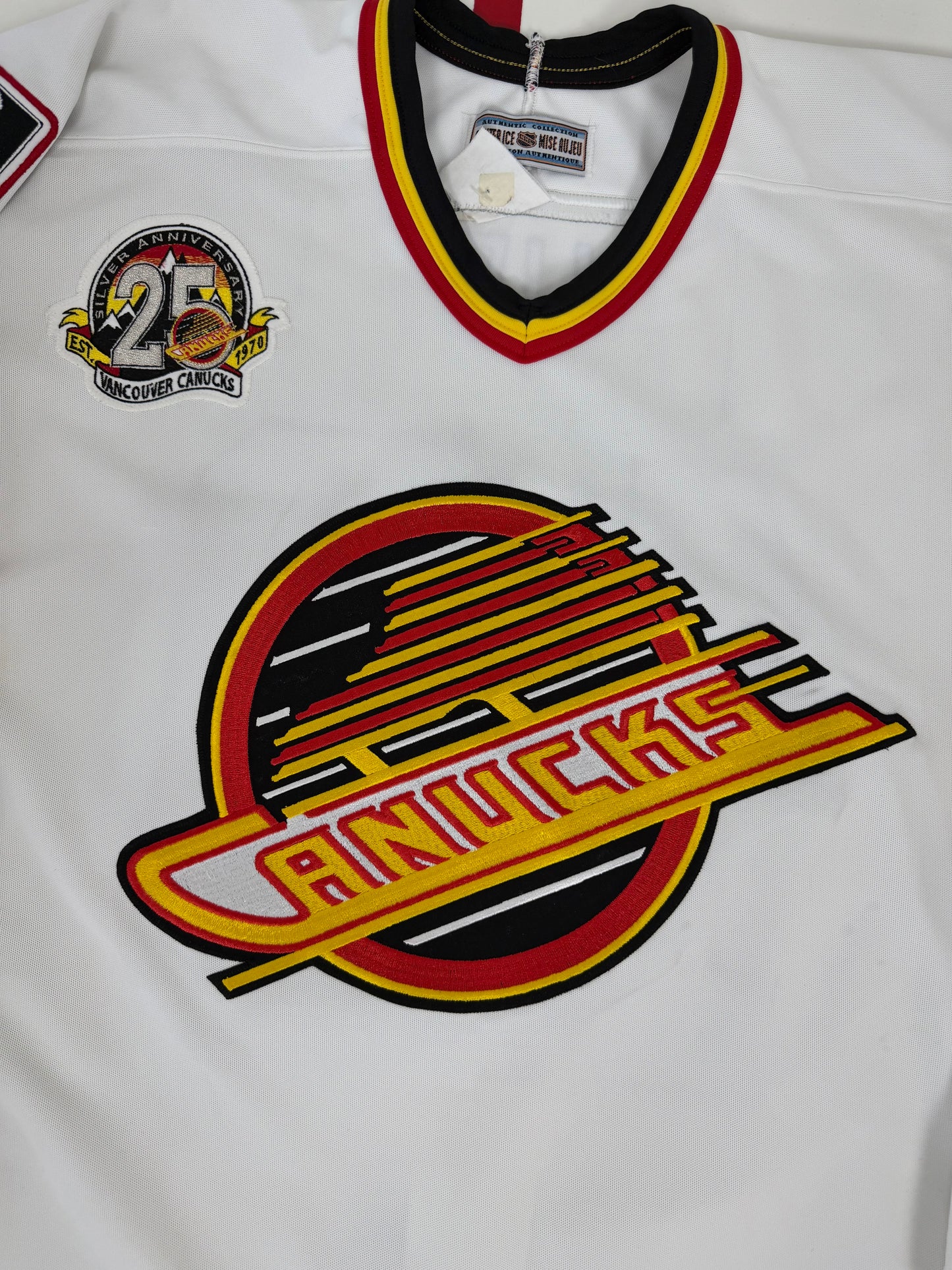 Vancouver Canucks Pavel Bure 1995 NHL Hockey Jersey (52/XL)