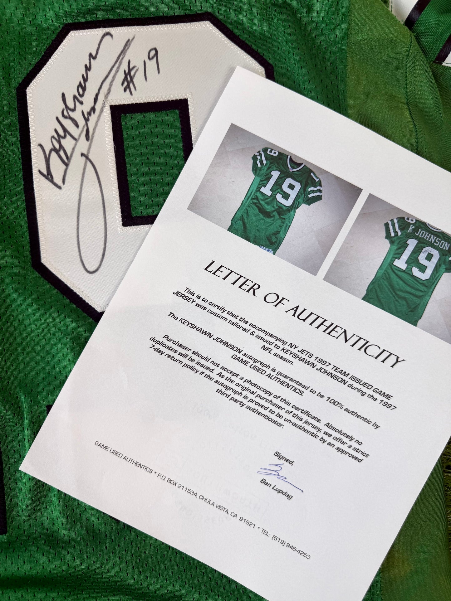 New York Jets Keyshawn Johnson 1997 Autographed Game Issued NFL Football Jersey (46/Large)