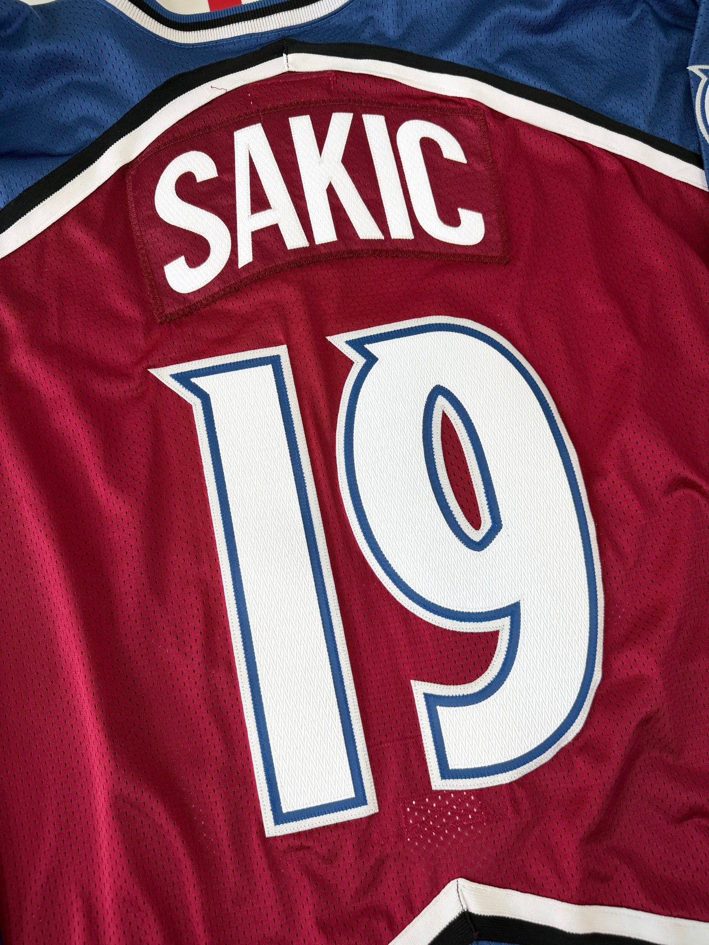 Colorado Avalanche Joe Sakic 1995-1996 Team Issued NHL Hockey Jersey (56/XXL)