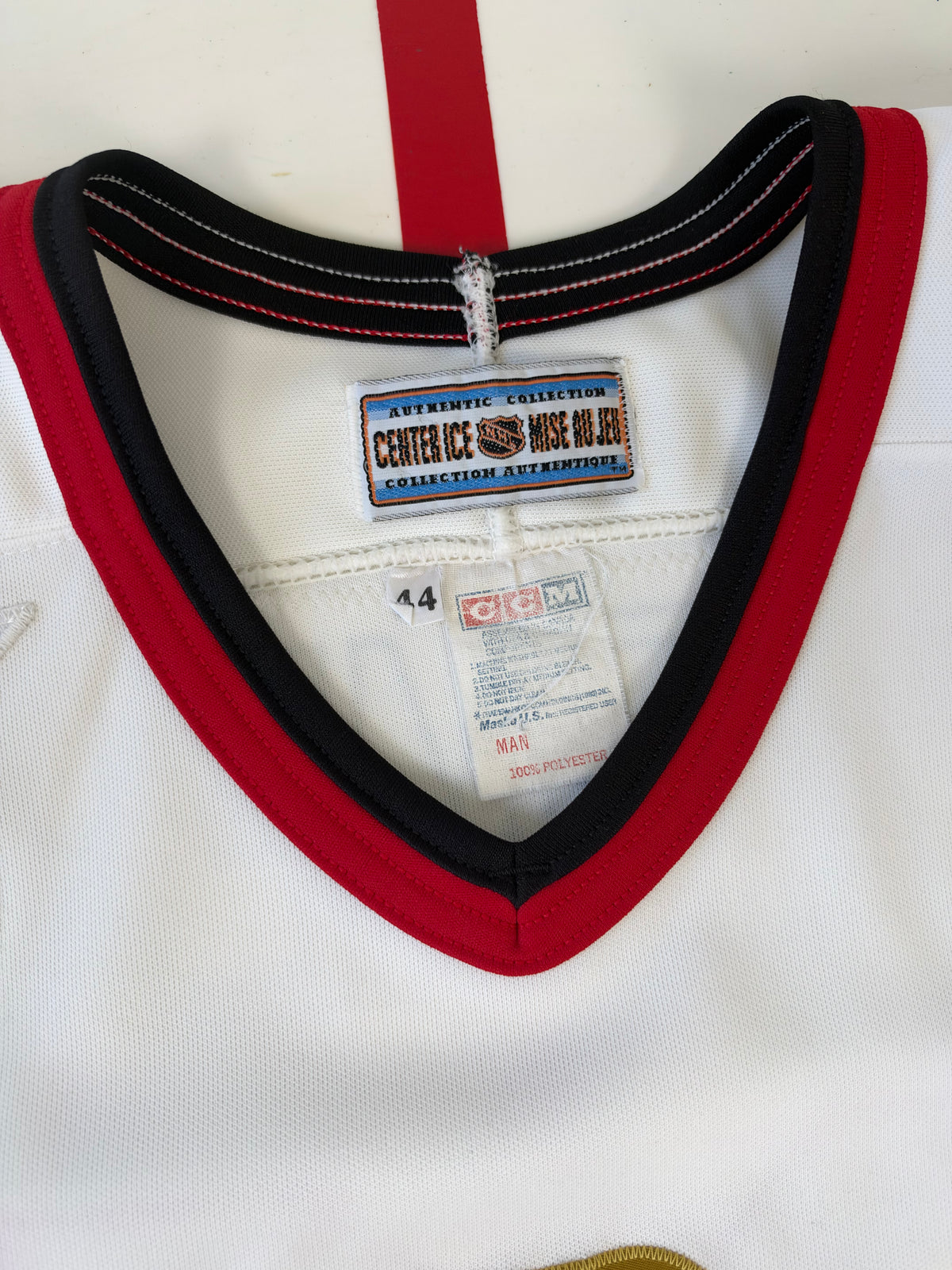 Chicago Blackhawks Steve Larmer 1991-1992 NHL Hockey Jersey (44/Medium)