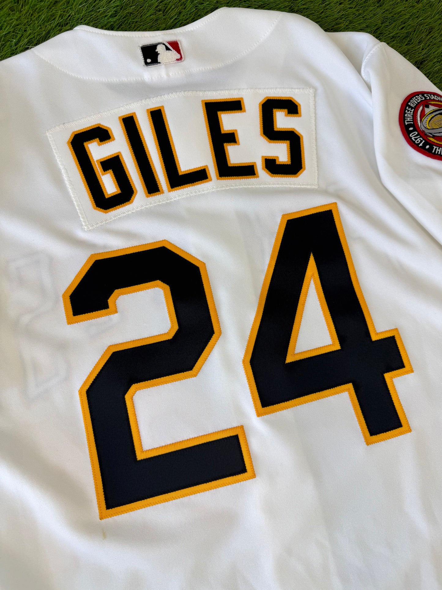 Pittsburgh Pirates Brian Giles 2000 MLB Baseball Jersey (44/Large)
