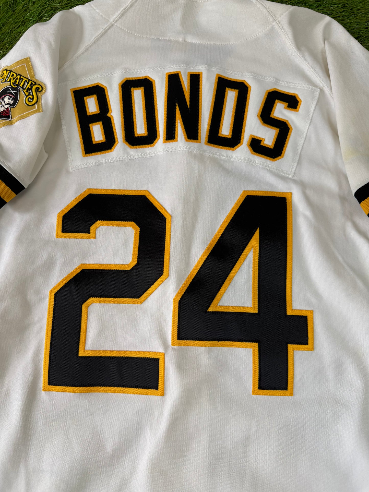 Pittsburgh Pirates Barry Bonds 1992 MLB Baseball Jersey (36/Small)