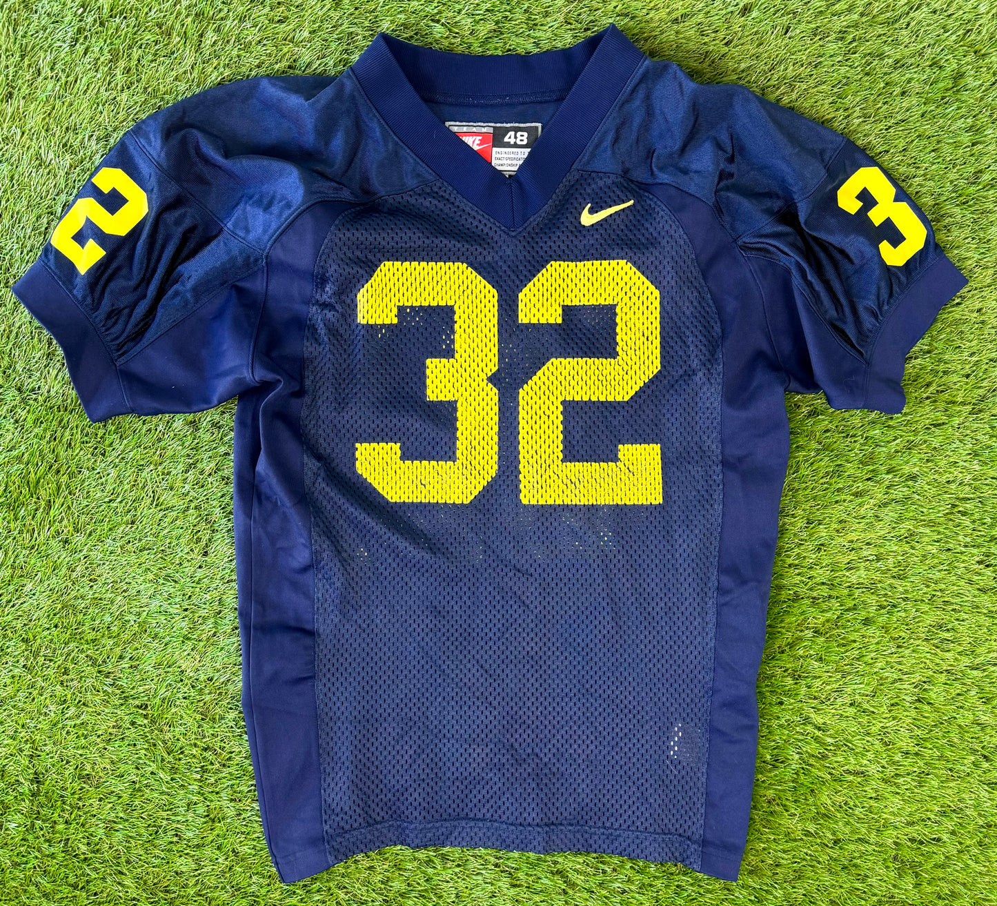 Michigan Wolverines 1997 Anthony Thomas NCAA College Football Jersey (48/XL)