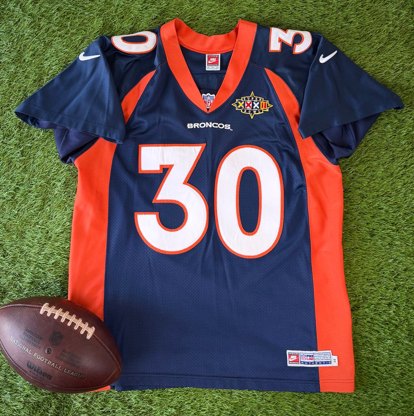 Denver Broncos Terrell Davis 1998 Autographed Super Bowl XXXII NFL Football Jersey (48/XL)