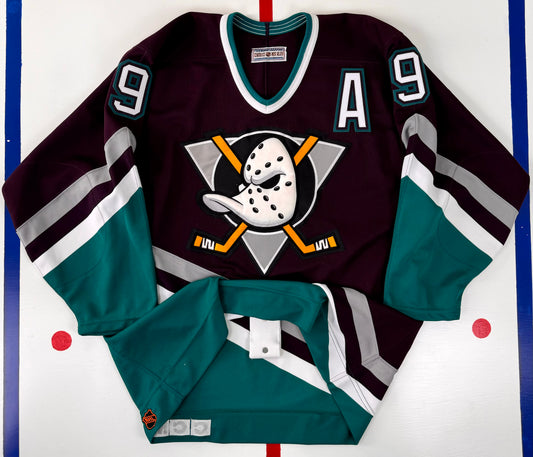 Anaheim Mighty Ducks 1995-1996 Paul Kariya NHL Hockey Jersey (44/Medium)