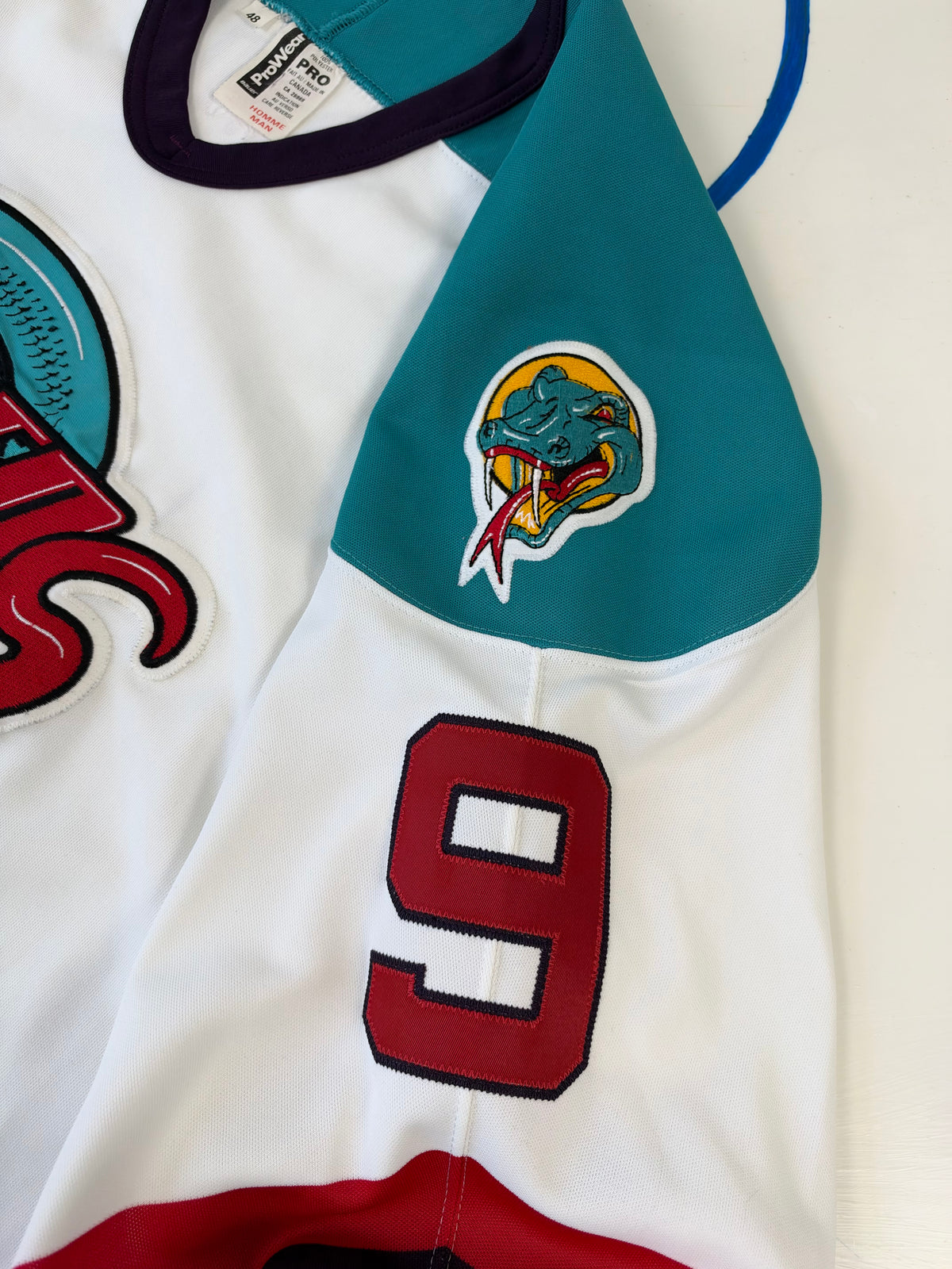 Detroit Vipers Gordie Howe 1997 IHL Hockey Jersey (48/Large)