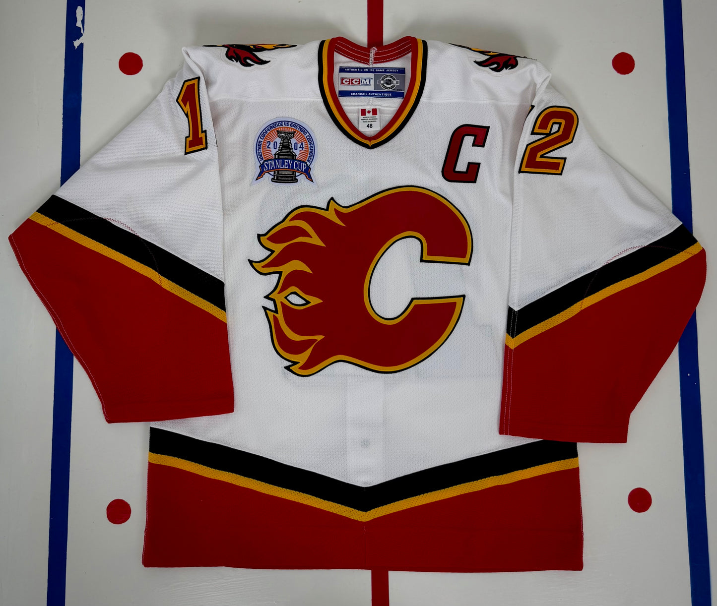 Calgary Flames Jarome Iginla 2004 Stanley Cup Finals NHL Hockey Jersey (48/Large)
