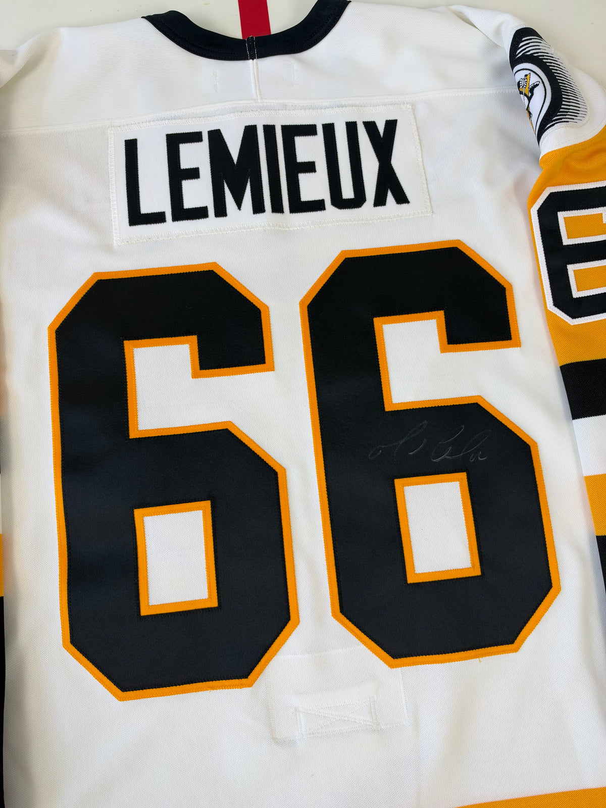 Pittsburgh Penguins Mario Lemieux 1992 Stanley Cup Finals NHL Hockey Jersey (48/Large)