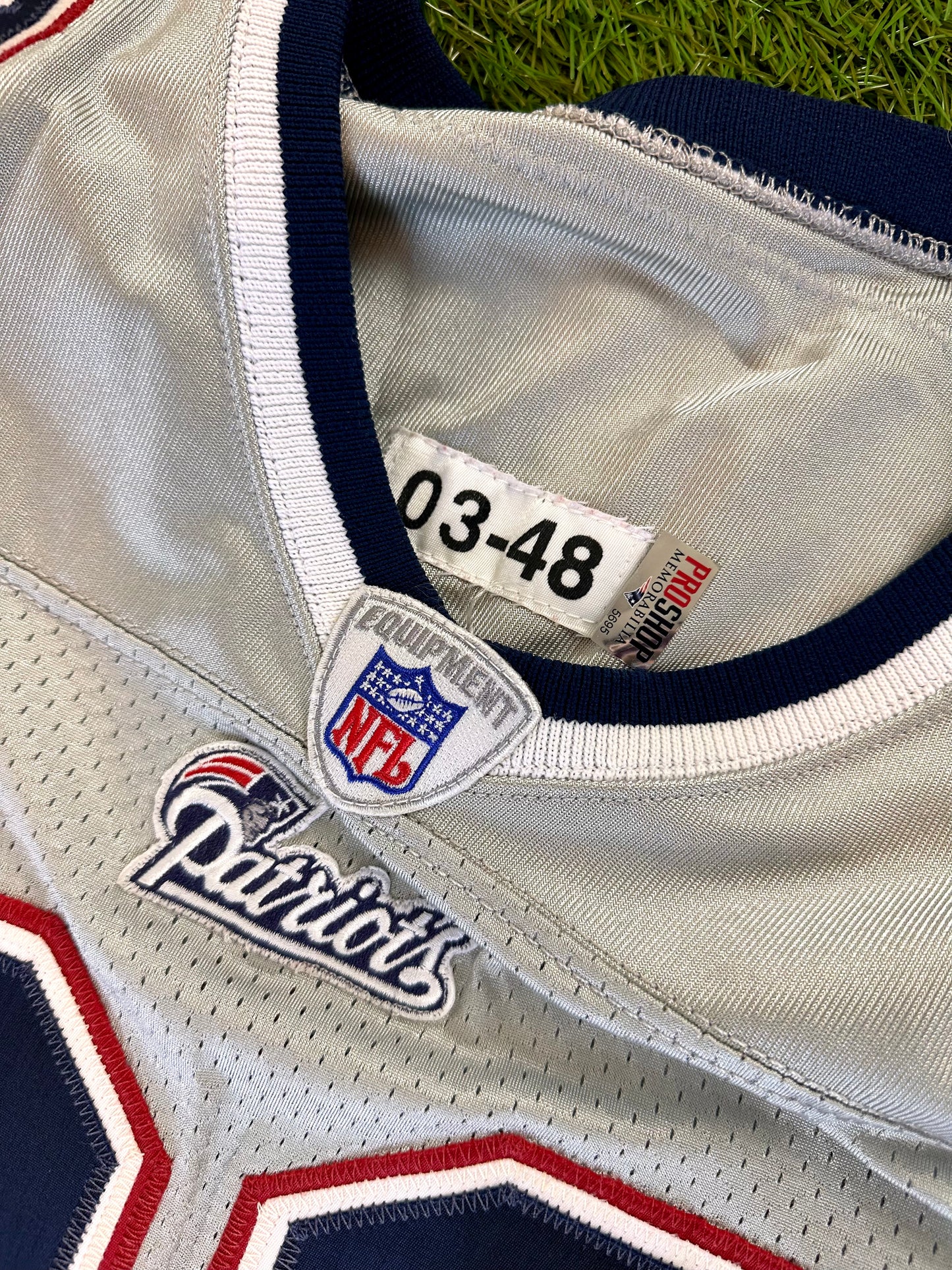 New England Patriots Christian Fauria 2003 Game Issued (Worn?) Silver Alternate NFL Football Jersey (48/XL)
