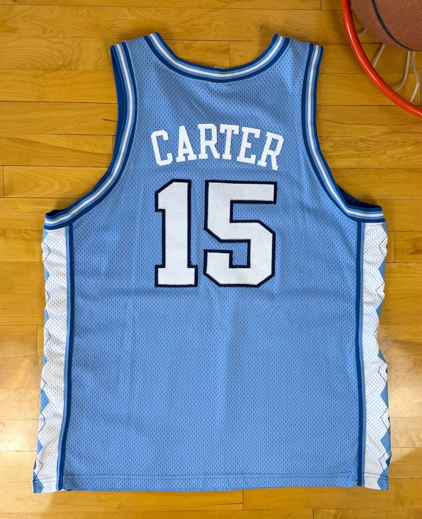 University of North Carolina Tar Heels Vince Carter 1997-1998 College Basketball Jersey (48/XL)