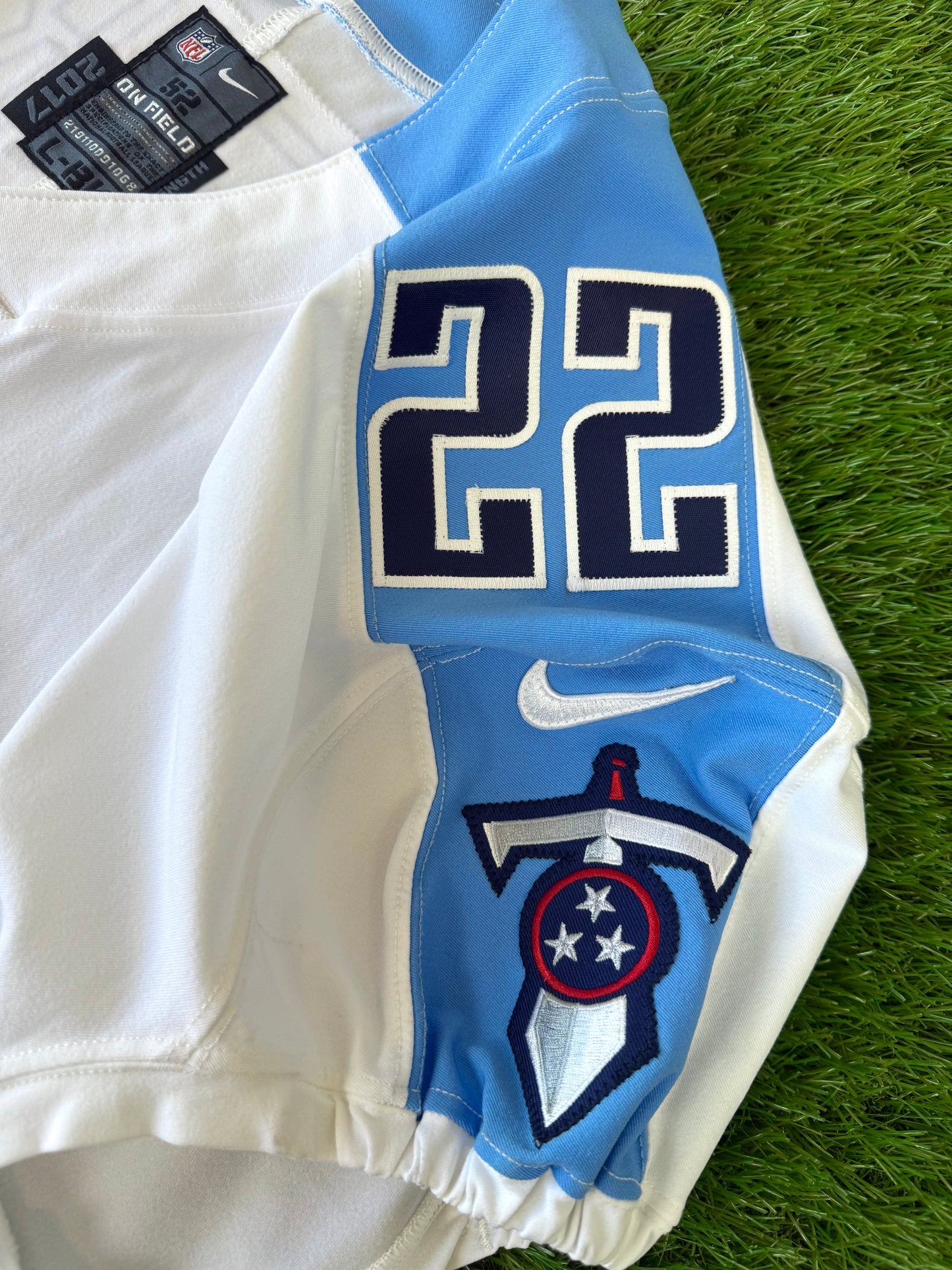 Tennessee Titans Derrick Henry 2017 NFL Football Jersey (52/XXL)