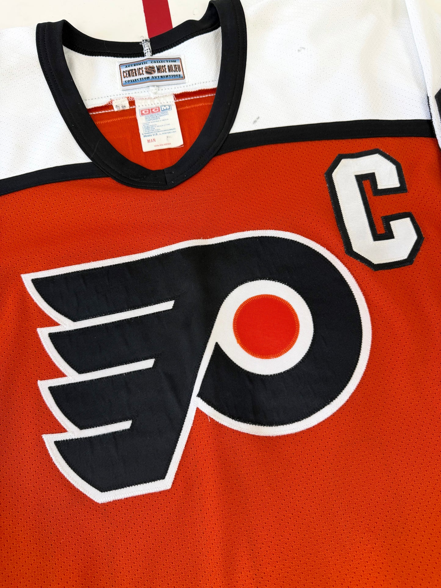 Philadelphia Flyers Eric Lindros 1994-1996 Signed NHL Hockey Jersey (44/Medium)