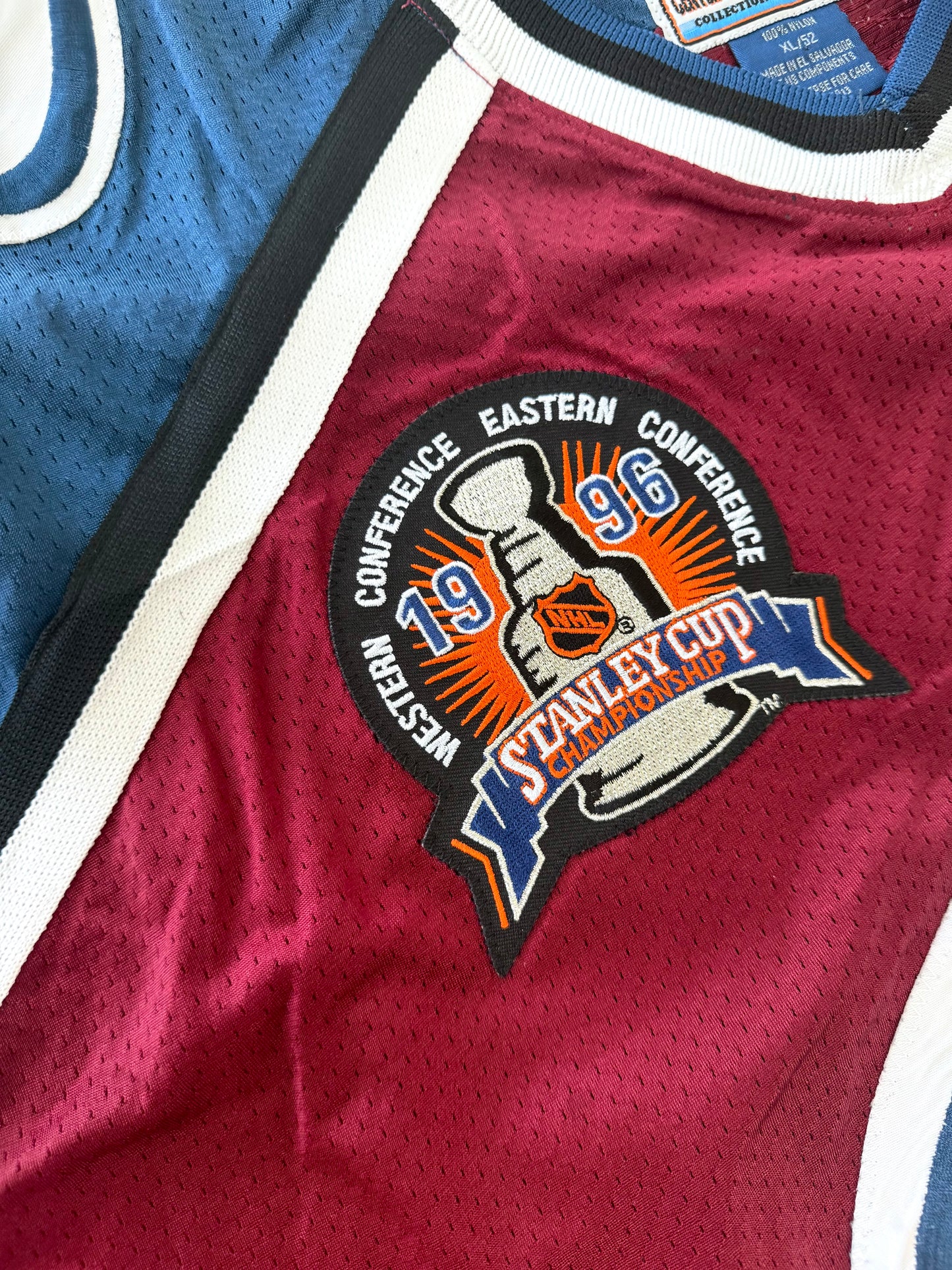 Colorado Avalanche Joe Sakic 1996 Stanley Cup Finals NHL Hockey Jersey (52/XL)