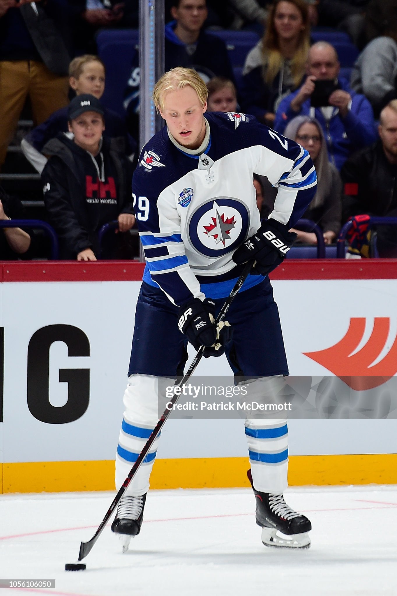 Winnipeg Jets Patrick Laine 2018 Global Series NHL Hockey Jersey (56/XXL)