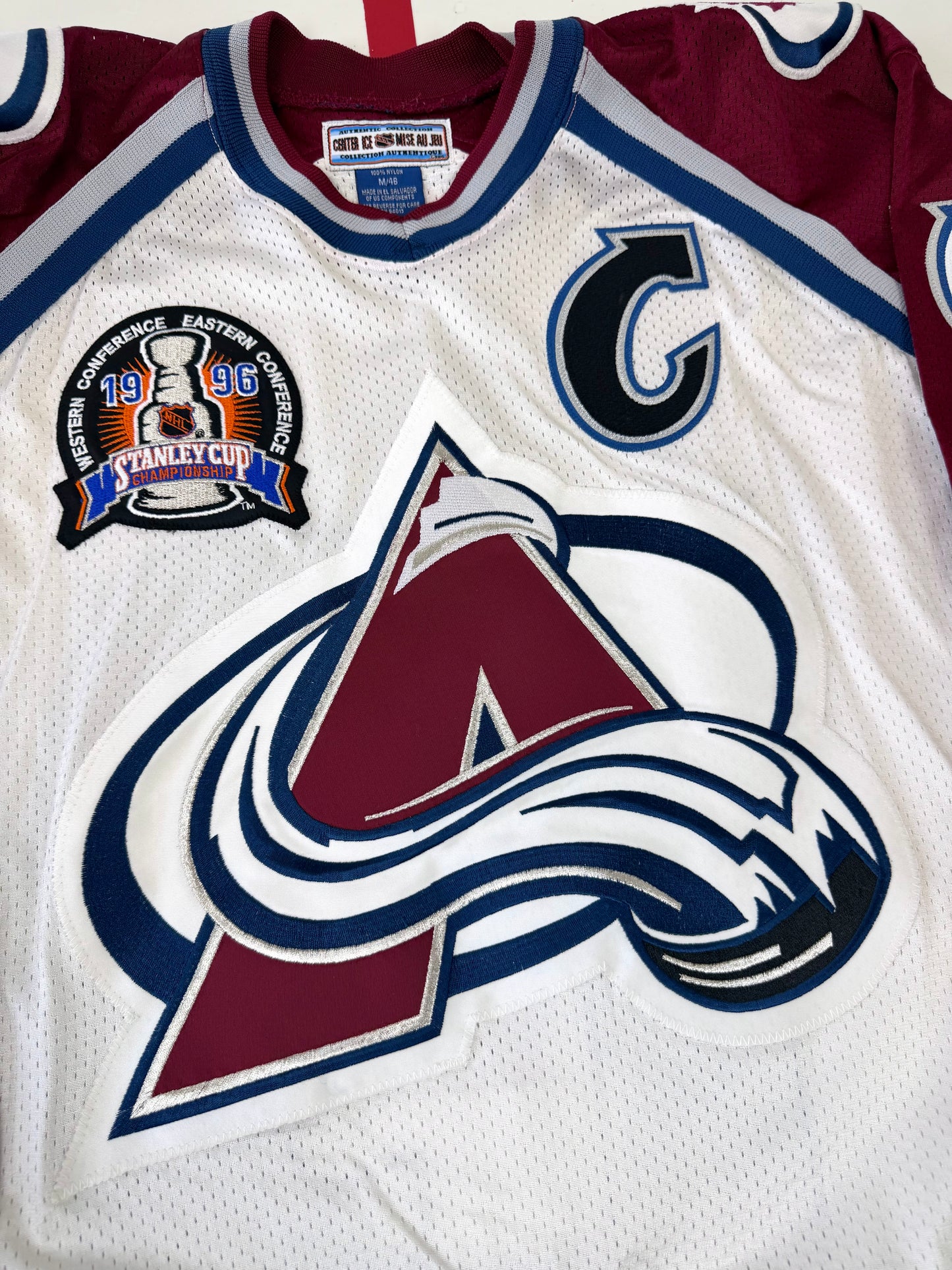 Colorado Avalanche Joe Sakic 1996 Stanley Cup Finals NHL Hockey Jersey (46/Medium)