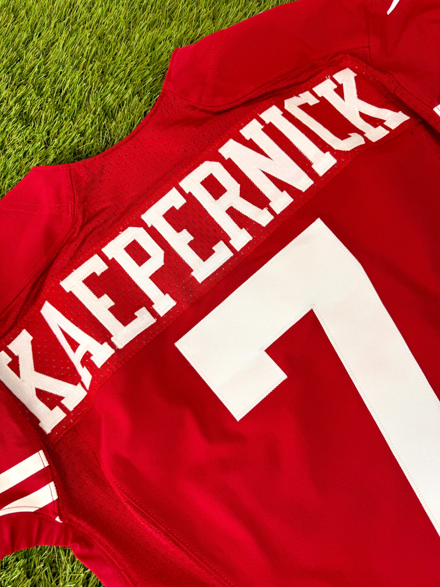 San Francisco 49ers 2016 Colin Kaepernick NFL Football Jersey (40/Medium)