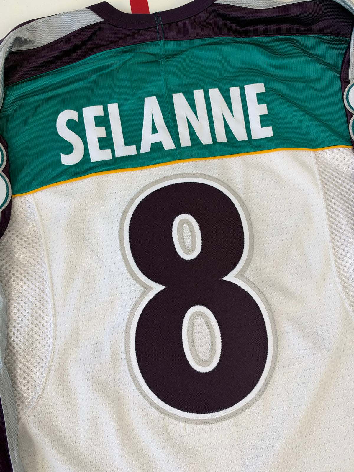 Anaheim Mighty Ducks Teemu Selanne 1997 Japan Game One NHL Hockey Jersey (48/Medium)