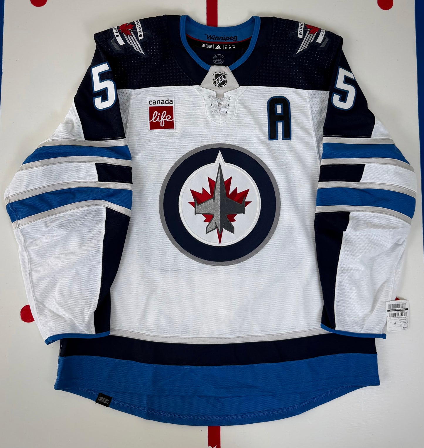 Winnipeg Jets Mark Scheifele 2022-2024 NHL Hockey Jersey (54/XL)