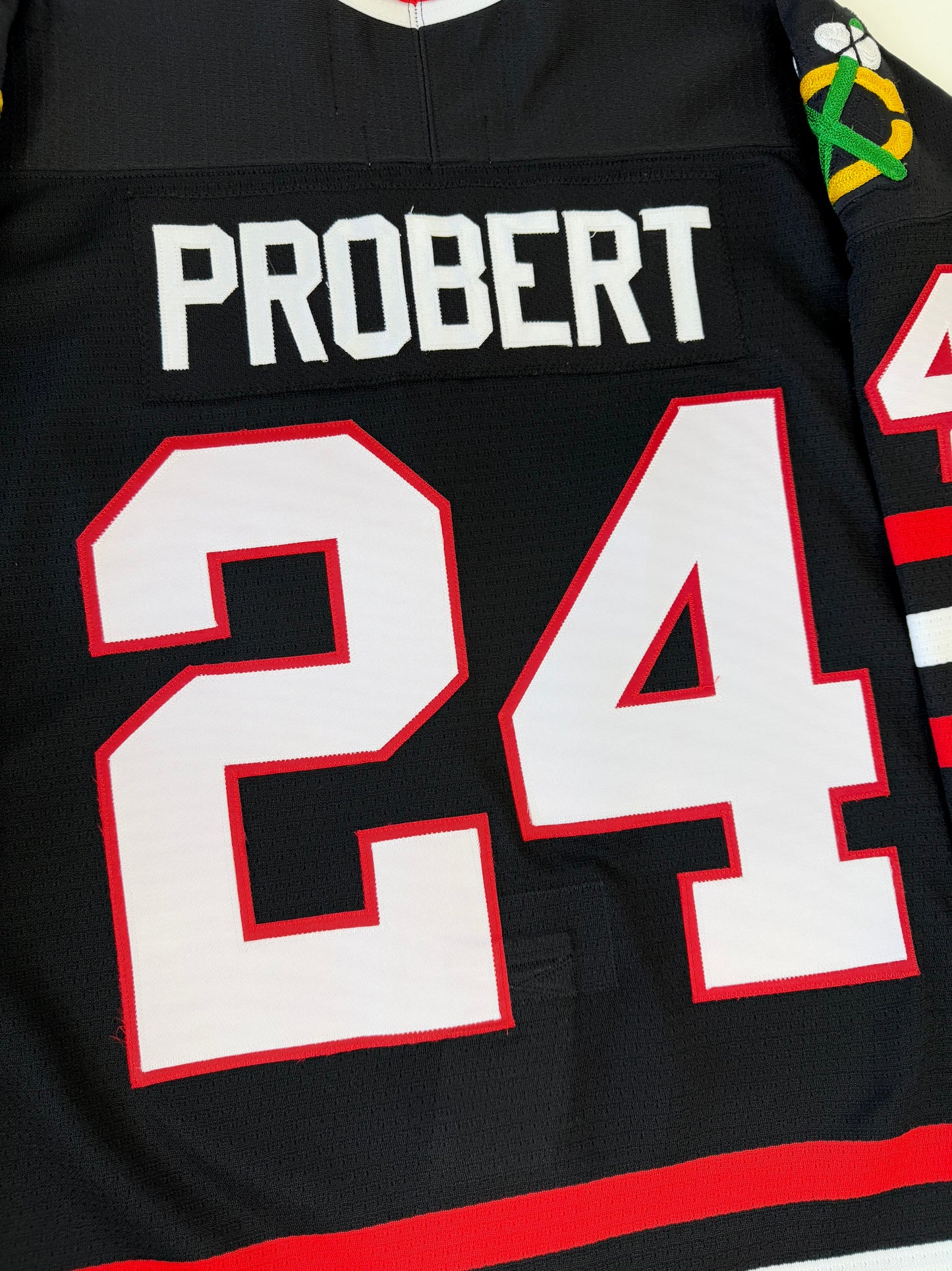 Chicago Blackhawks 1996-1999 Bob Probert NHL Hockey Jersey (48/Medium)