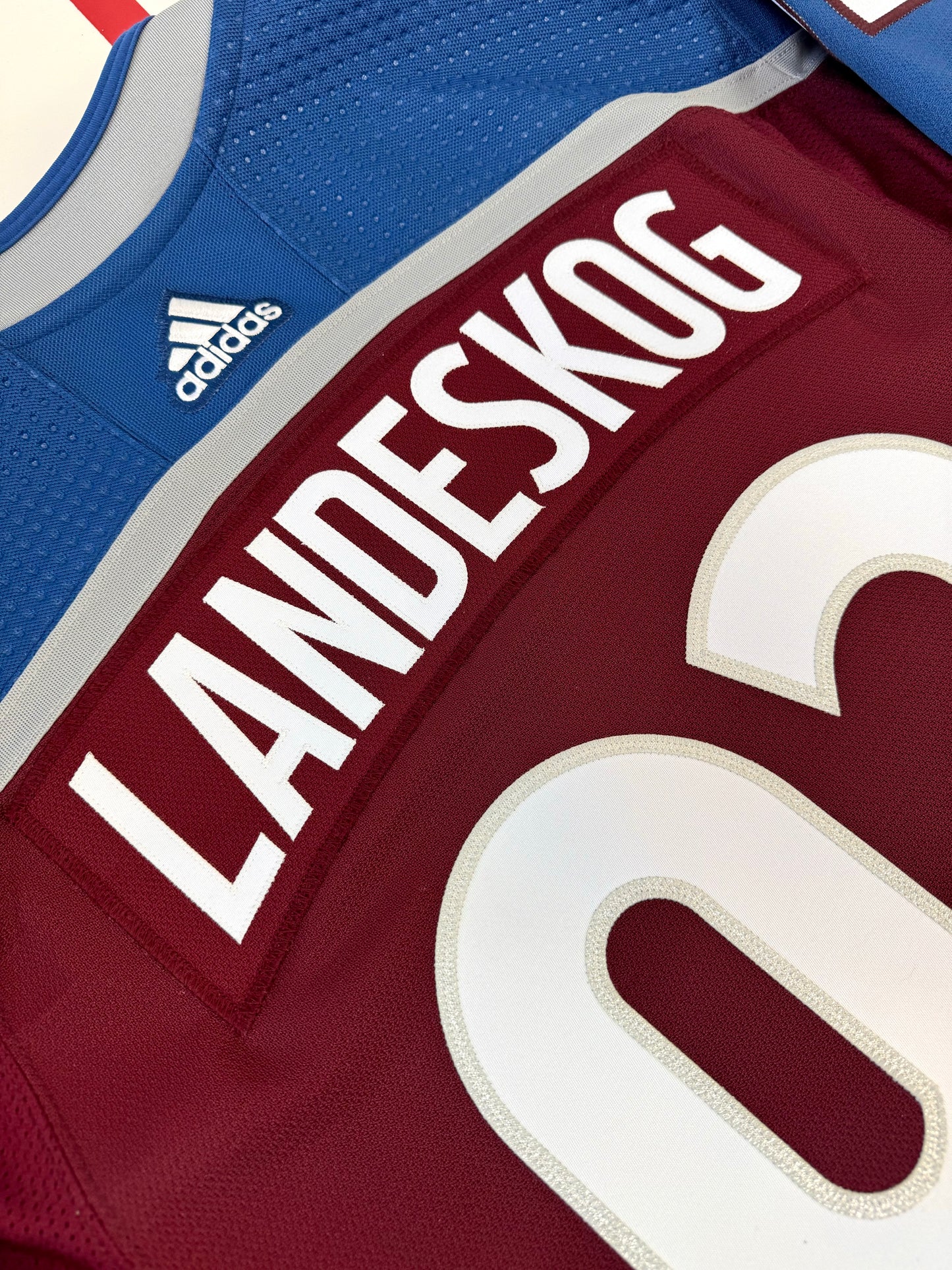 Colorado Avalanche Gabriel Landeskog 2022 Stanley Cup Finals NHL Hockey Jersey (56/XXL)