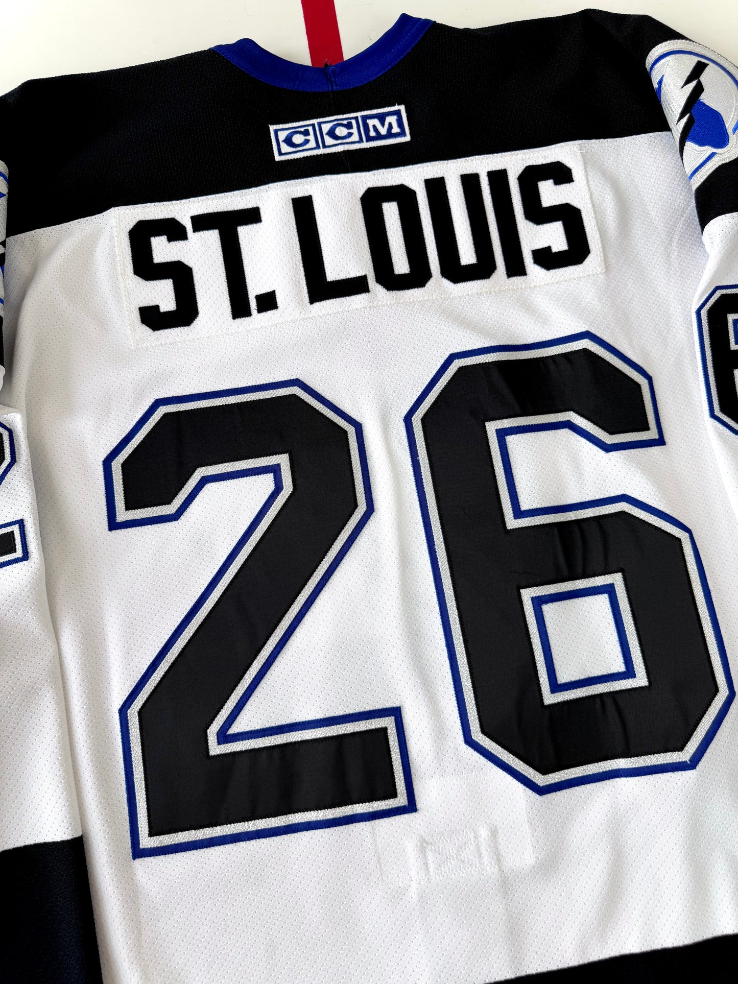 Tampa Bay Lightning Martin St. Louis 2004 Stanley Cup Finals NHL Hockey Jersey (56/XXL)