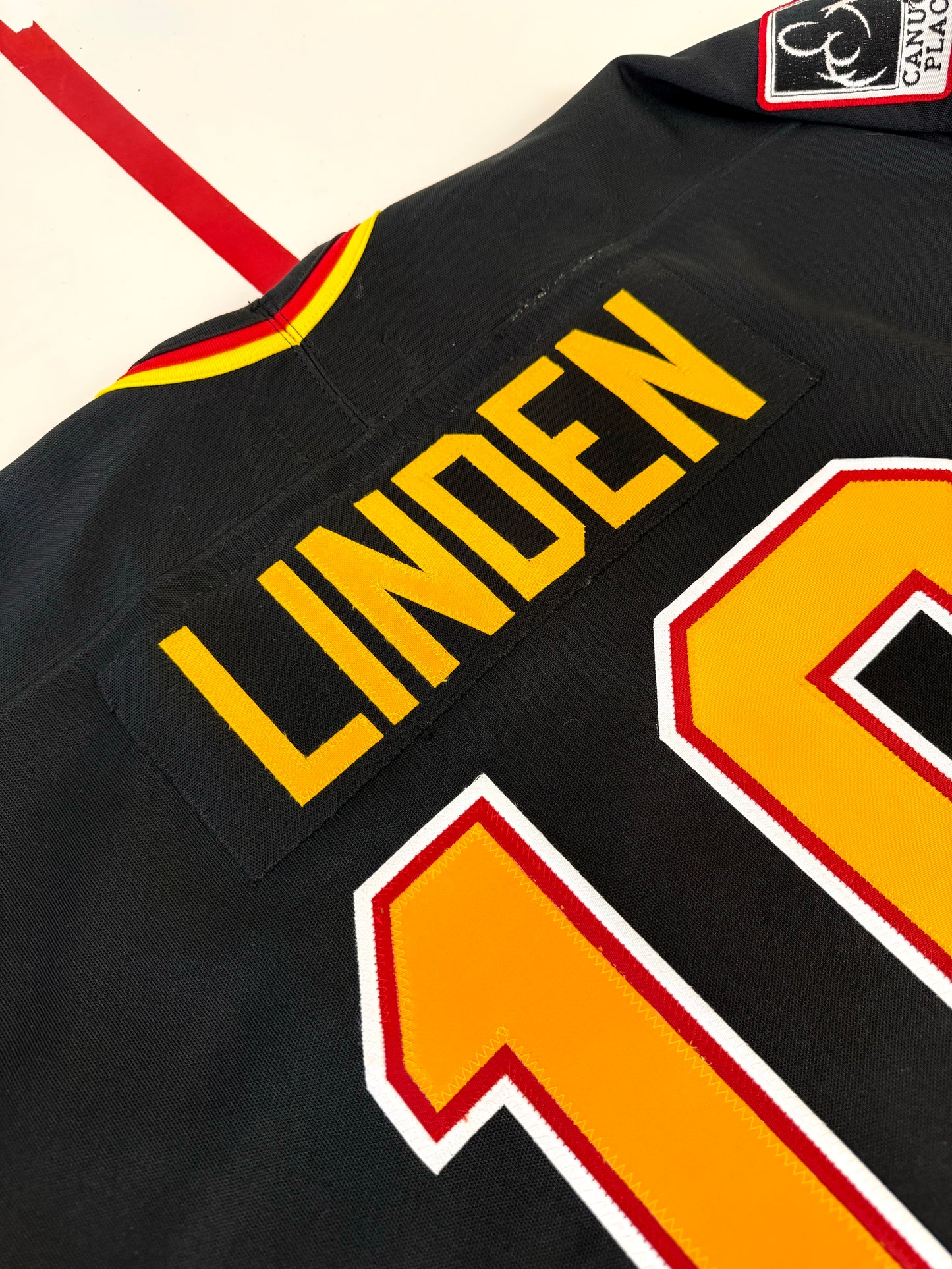 Vancouver Canucks Trevor Linden 1994 Stanley Cup Finals NHL Hockey Jersey (54/XXL)