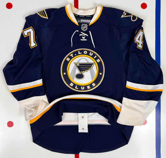 St. Louis Blues 2009-2011 T.J. Oshie Alternate NHL Hockey Jersey (54/XL)