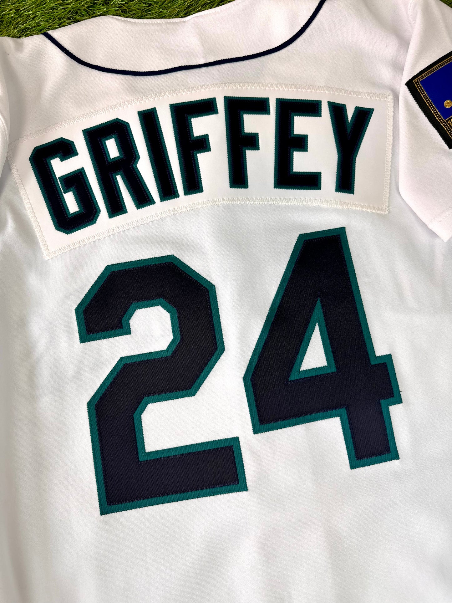 Seattle Mariners 1994 Ken Griffey Jr. MLB Baseball Jersey (40/Medium)