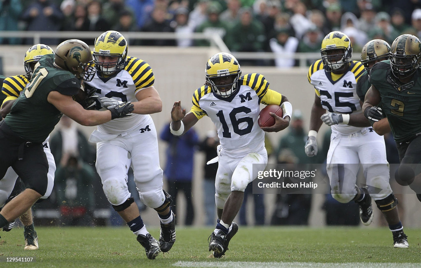 Michigan Wolverines Joey Burzynski 2011 Game Worn College Football Jersey (44/Large)
