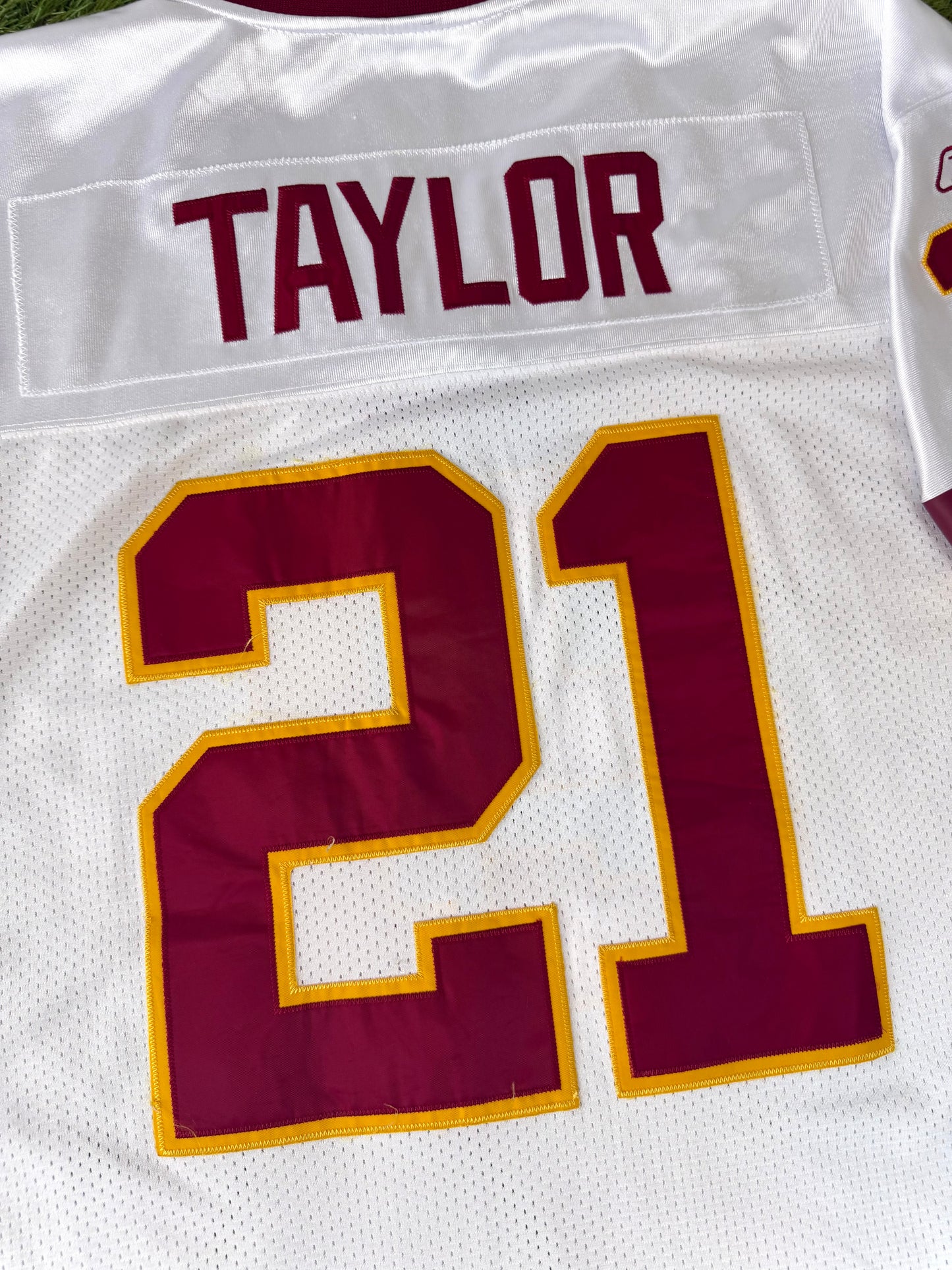Washington Redskins Sean Taylor 2006 NFL Football Jerseys (52/XL)
