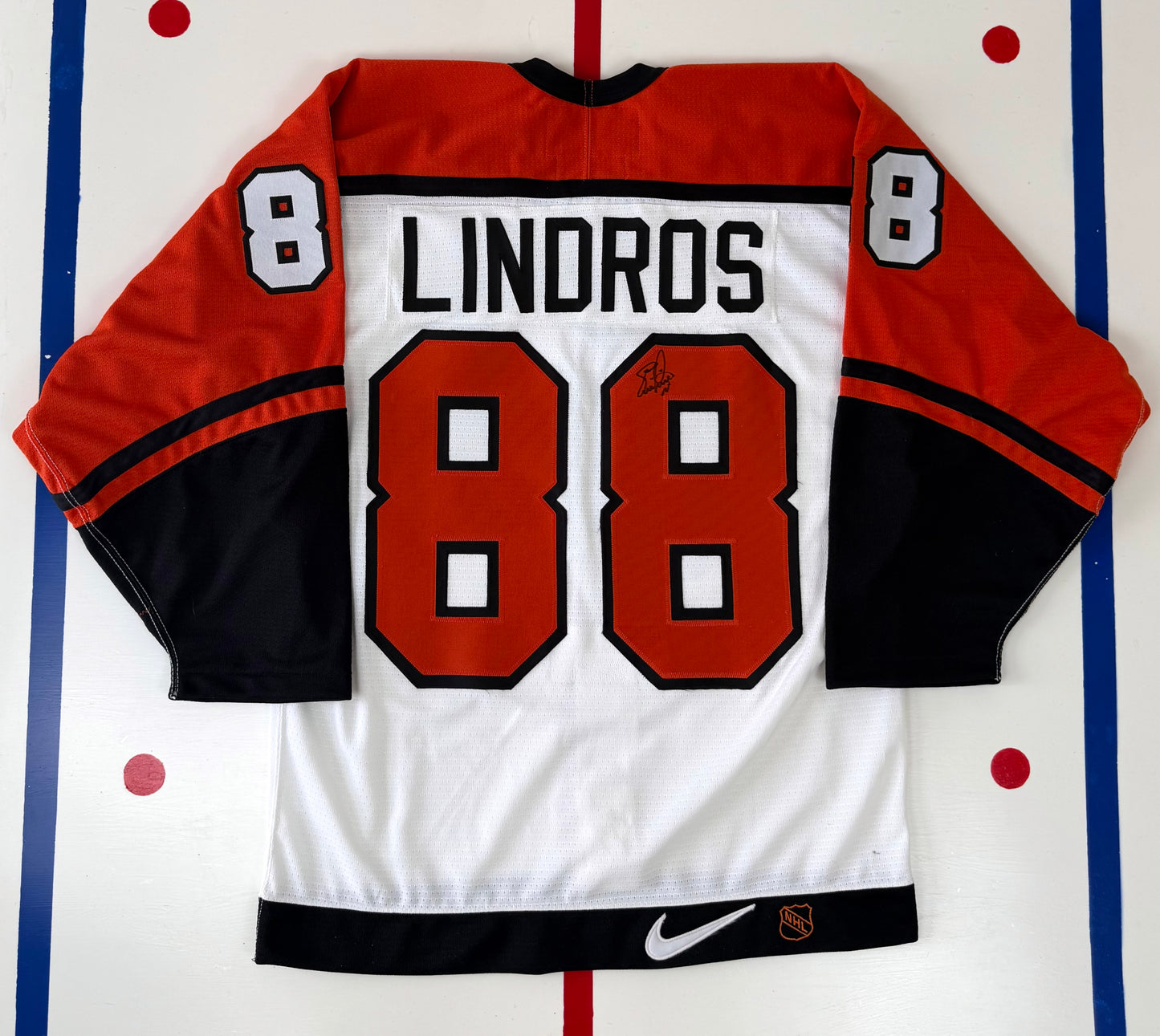 Philadelphia Flyers Eric Lindros Autographed 1997 Stanley Cup Finals NHL Hockey Jersey (44/Medium)