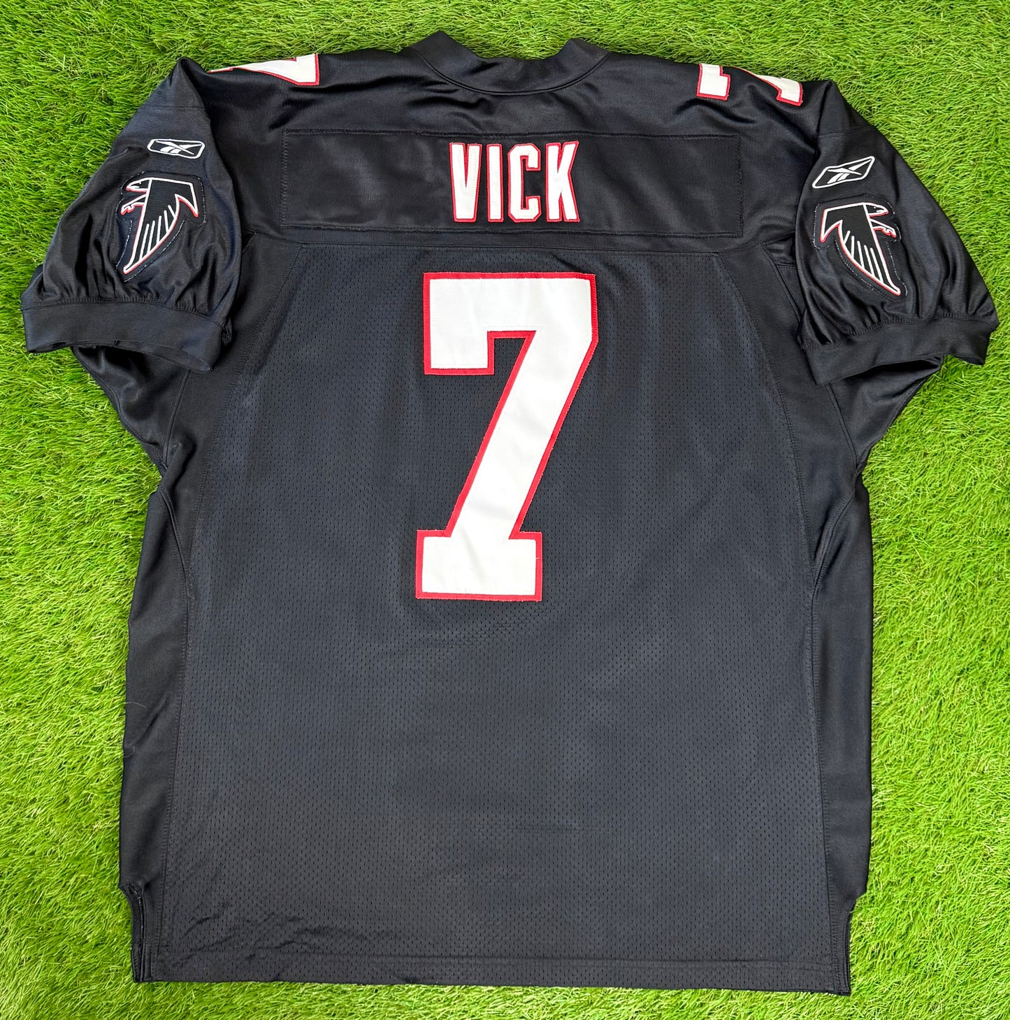 Atlanta Falcons 2001 Michael Vick NFL Football Jersey (56/XXL)