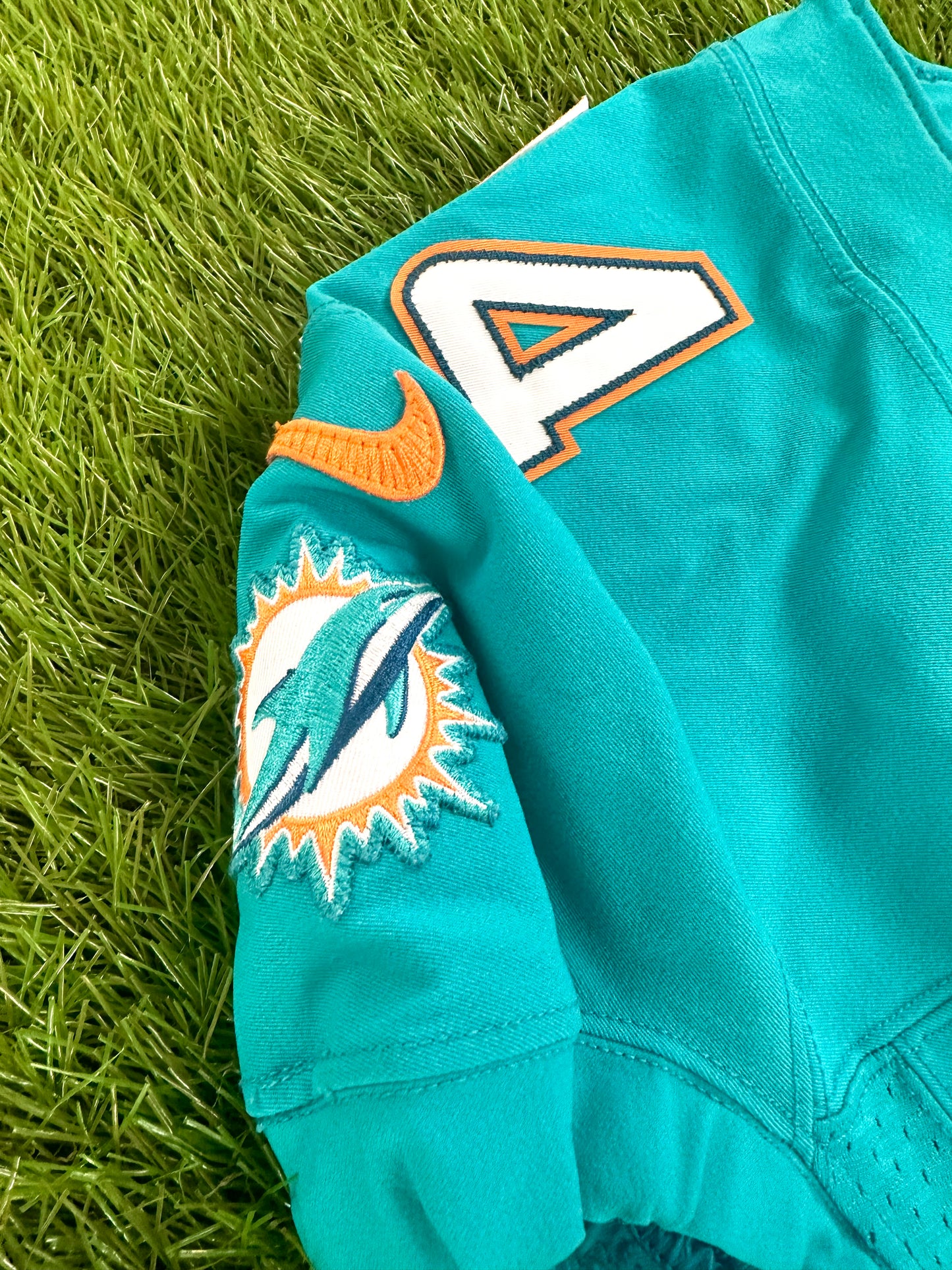 Miami Dolphins Jarvis Landry 2014 Team Issued NFL Football Jersey (42/Large)