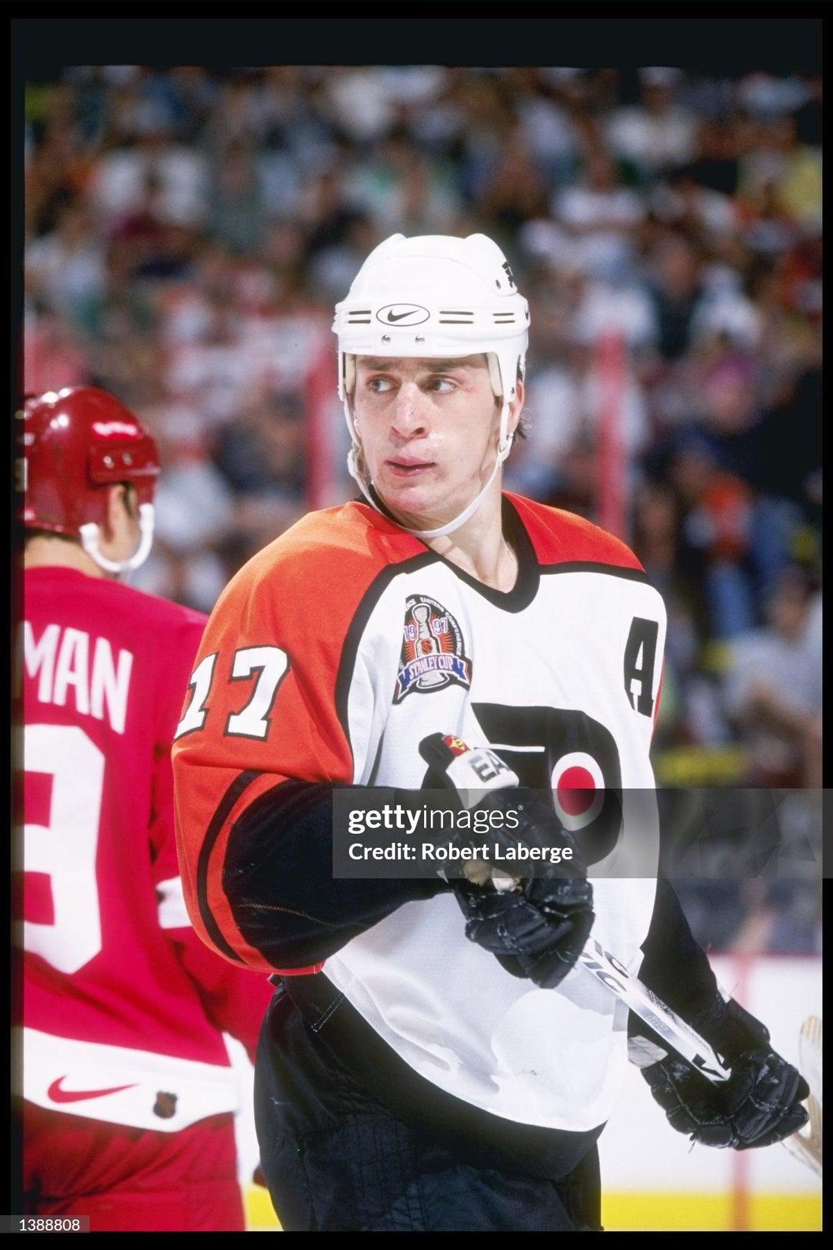 Philadelphia Flyers Rod Brind’Amour 1997 Stanley Cup Finals NHL Hockey Jersey (52/XL)