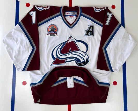 Colorado Avalanche Ray Bourque 2001 Stanley Cup Finals NHL Hockey Jersey (56/XXL)