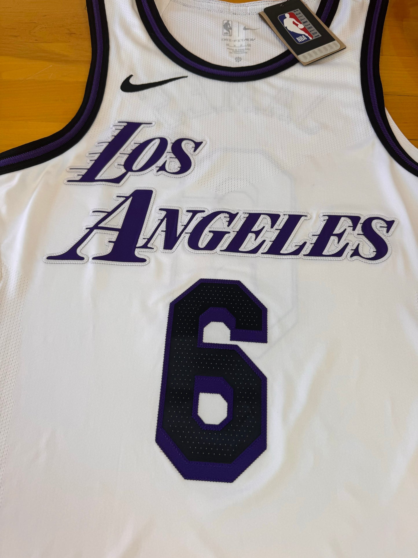 Los Angeles Lakers Lebron James 2022-2023 City Edition NBA Basketball Jersey (40/Small)