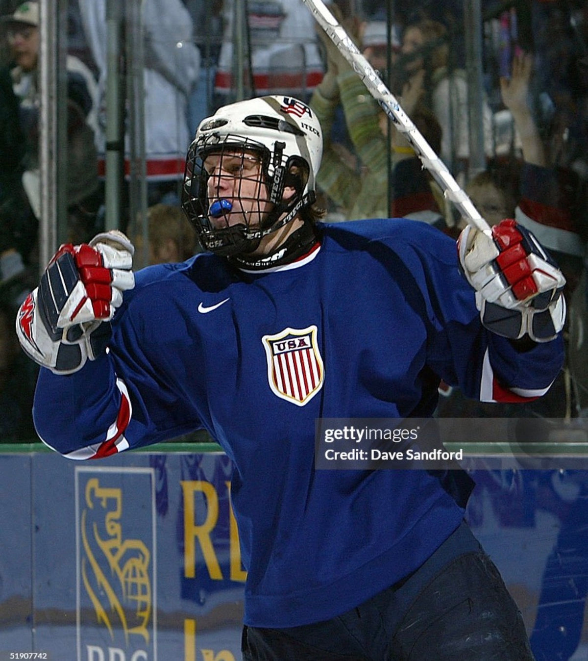 Team USA Phil Kessel 2006 IIHF World Junior Hockey Championships Throwback Jersey (52/XL)