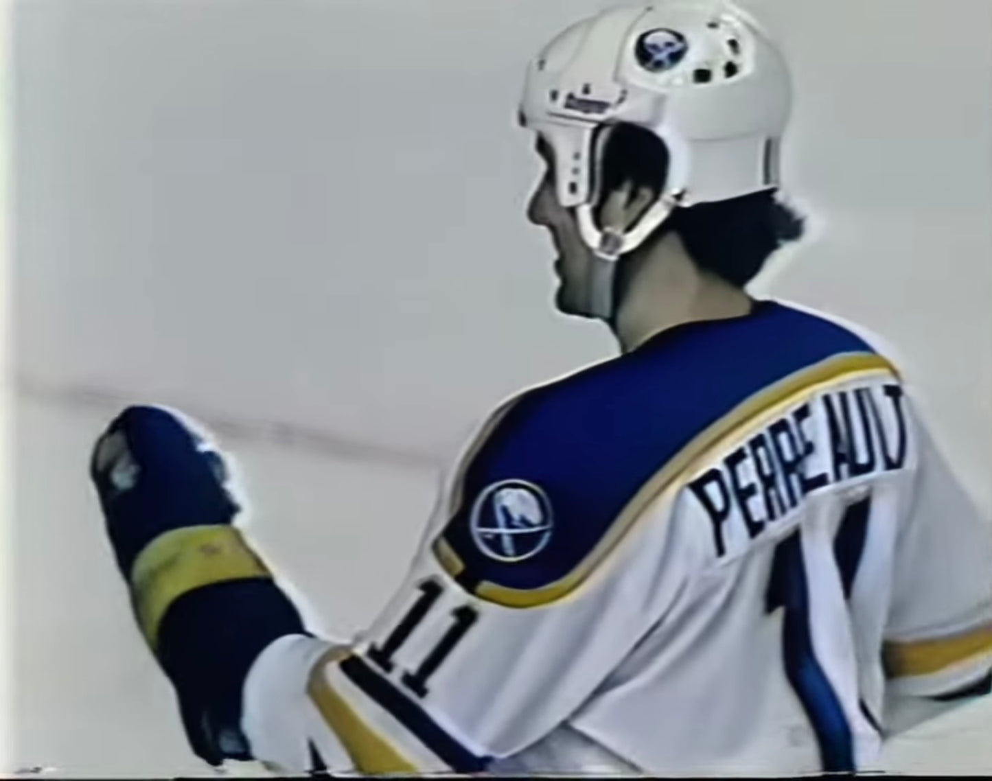 Buffalo Sabres Gilbert Perreault 1984-1985 NHL Hockey Jersey (52/XL)