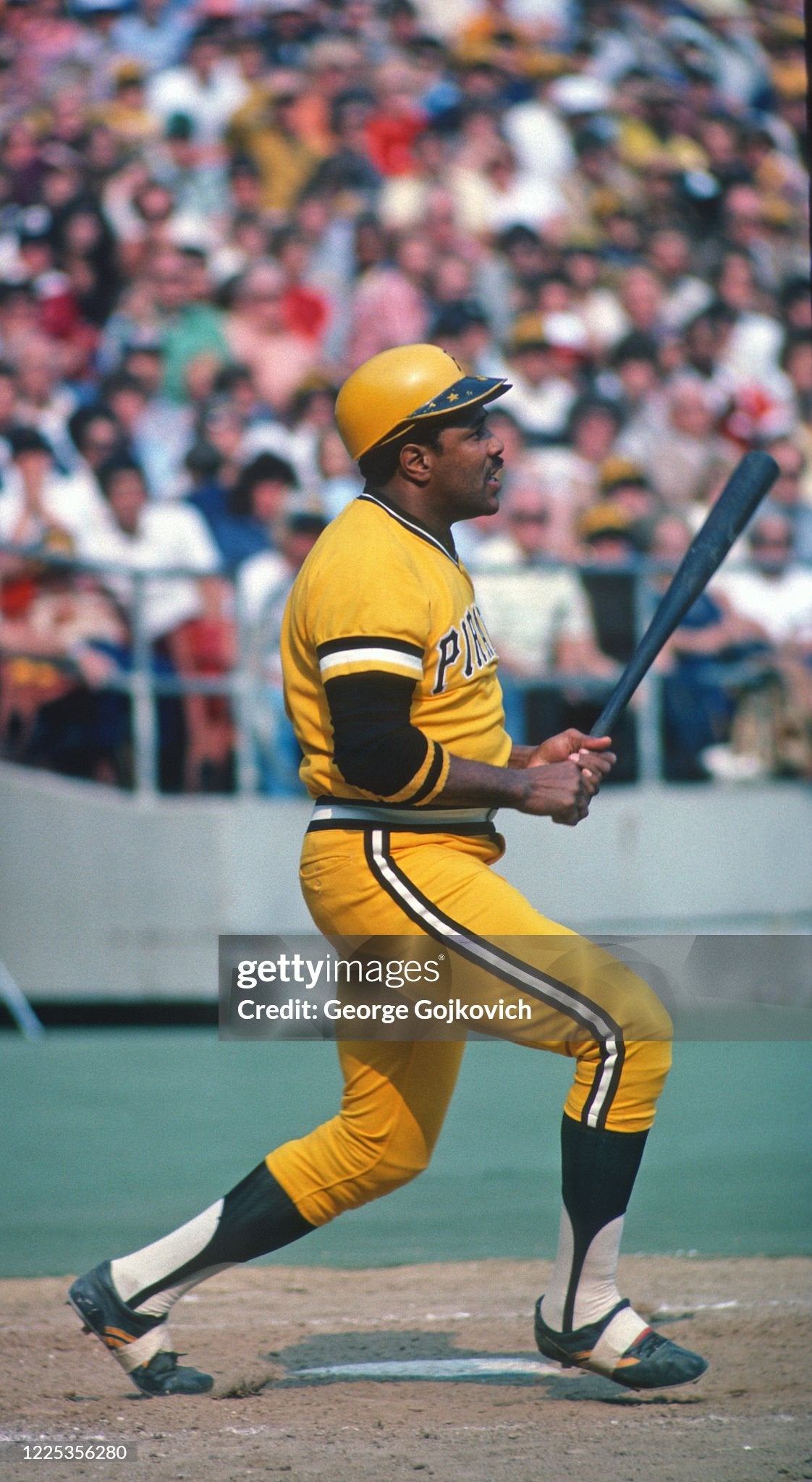 Pittsburgh Pirates Willie Stargell 1977 MLB Baseball Jersey (40/Medium)