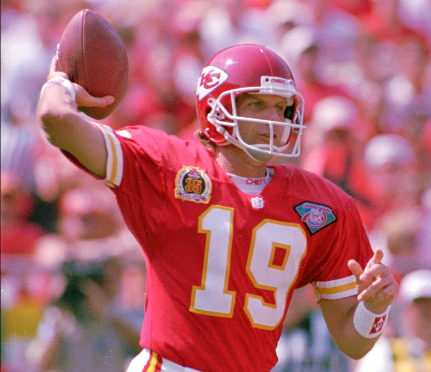 Kansas City Chiefs Joe Montana 1994 NFL Football Jersey (48/XL)
