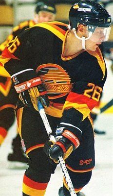 Vancouver Canucks Petri Skriko 1987-1988 NHL Hockey Jersey (52/XL)