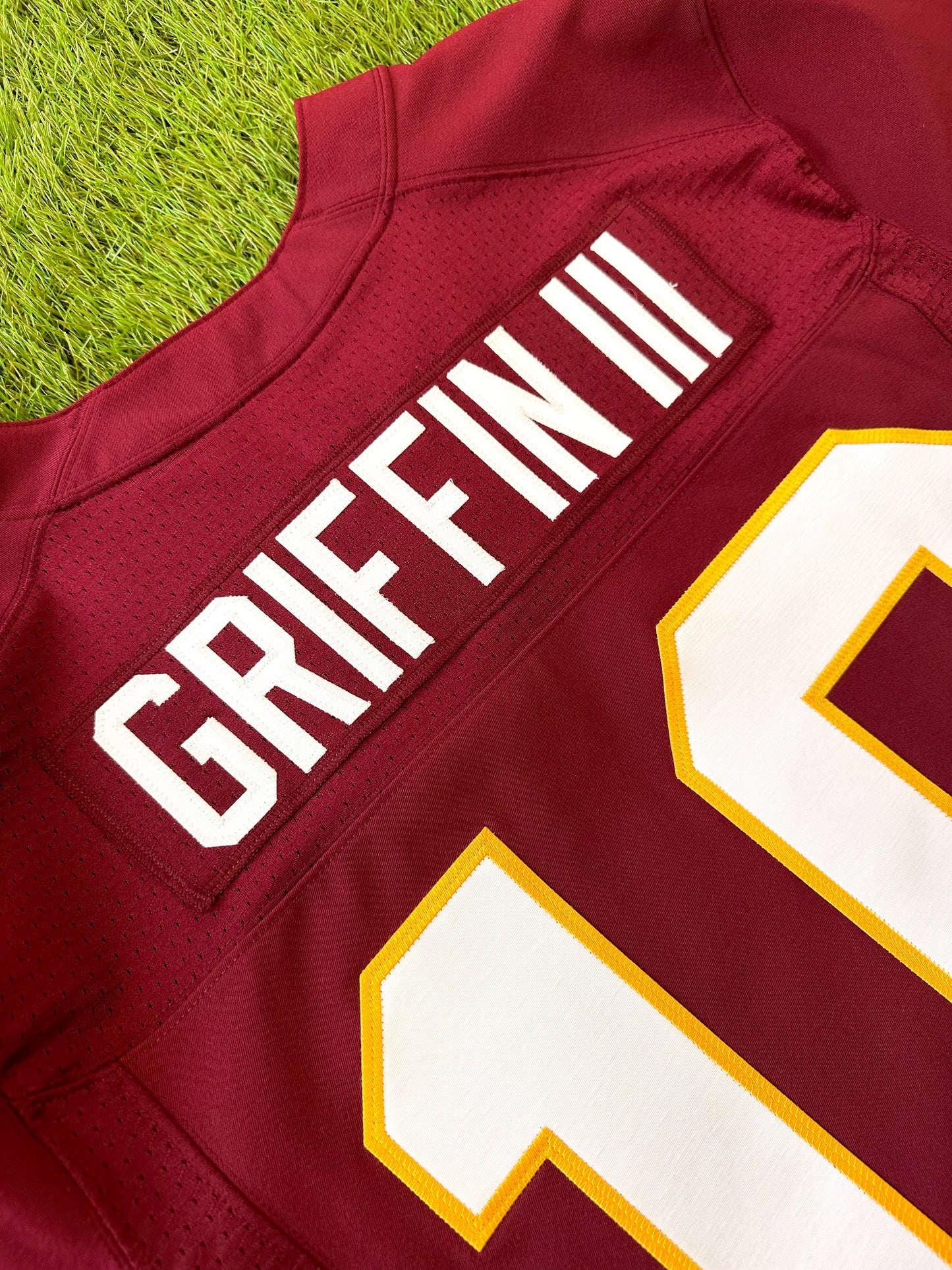 Washington Redskins Robert Griffin III 2012 NFL Football Jersey (48/XL)