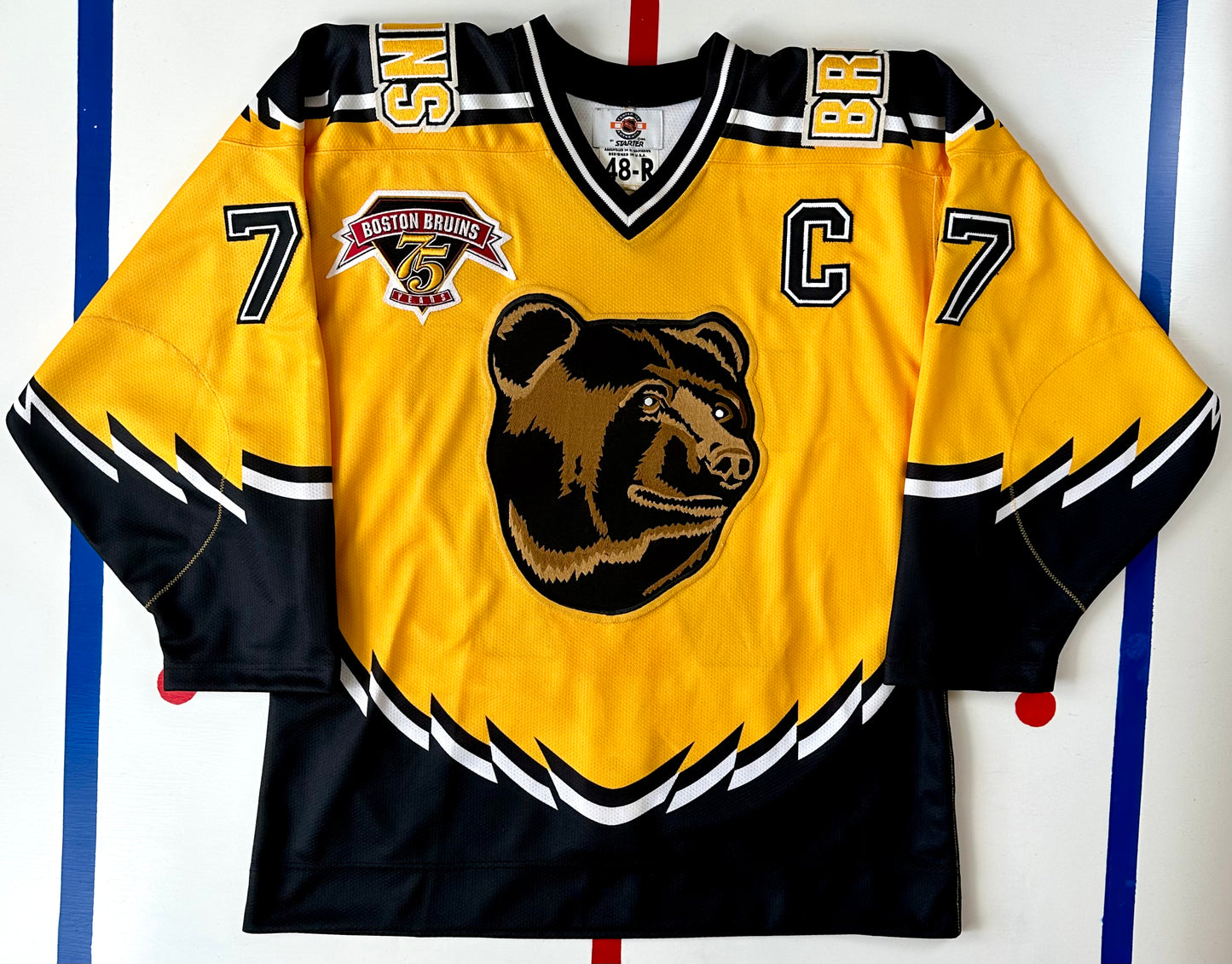 Boston Bruins 1998-1999 Ray Bourque “Pooh Bear” NHL Hockey Jersey (48/Large)