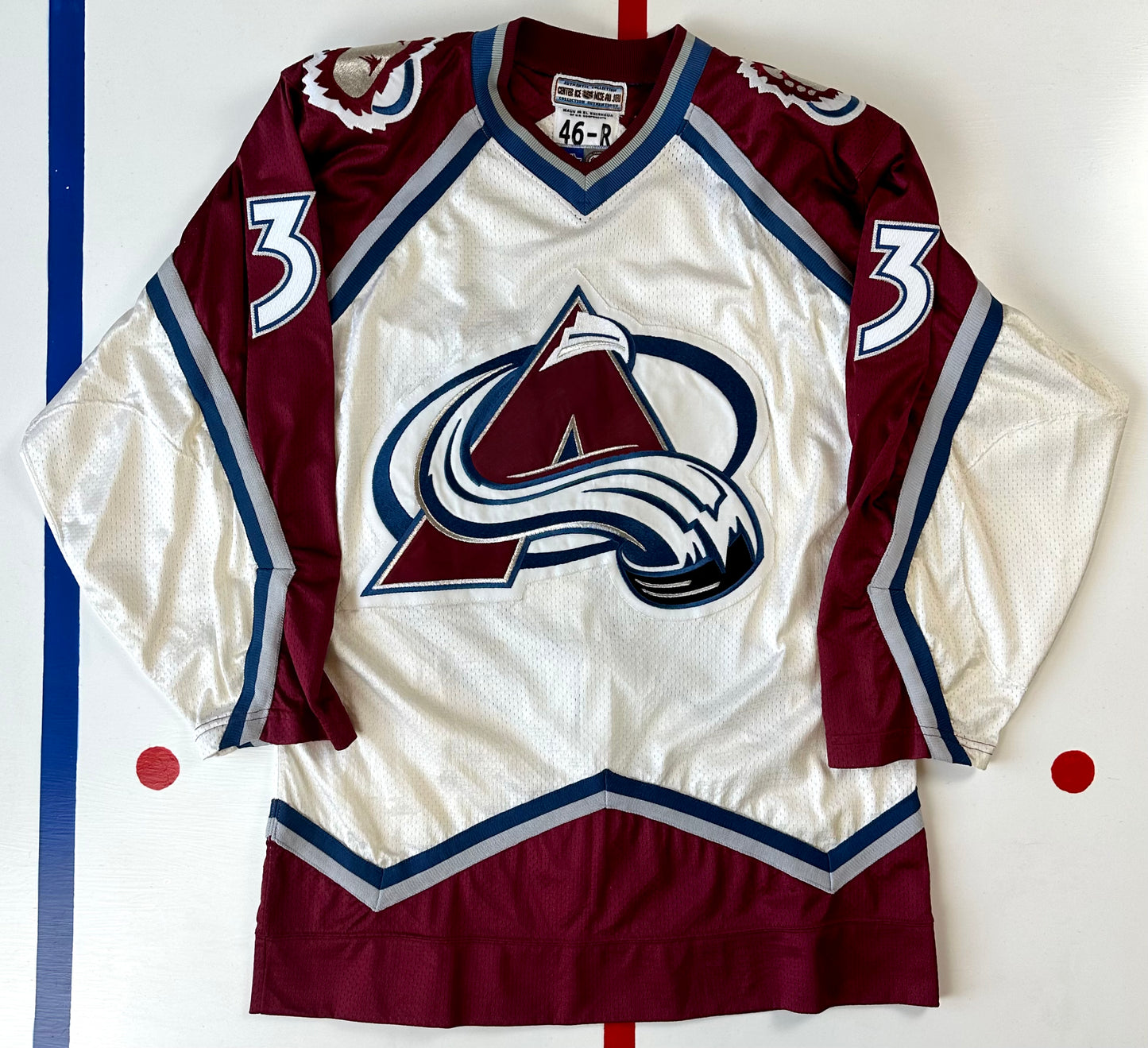 Colorado Avalanche 1996-1997 Patrick Roy NHL Hockey Jersey (46/Medium)