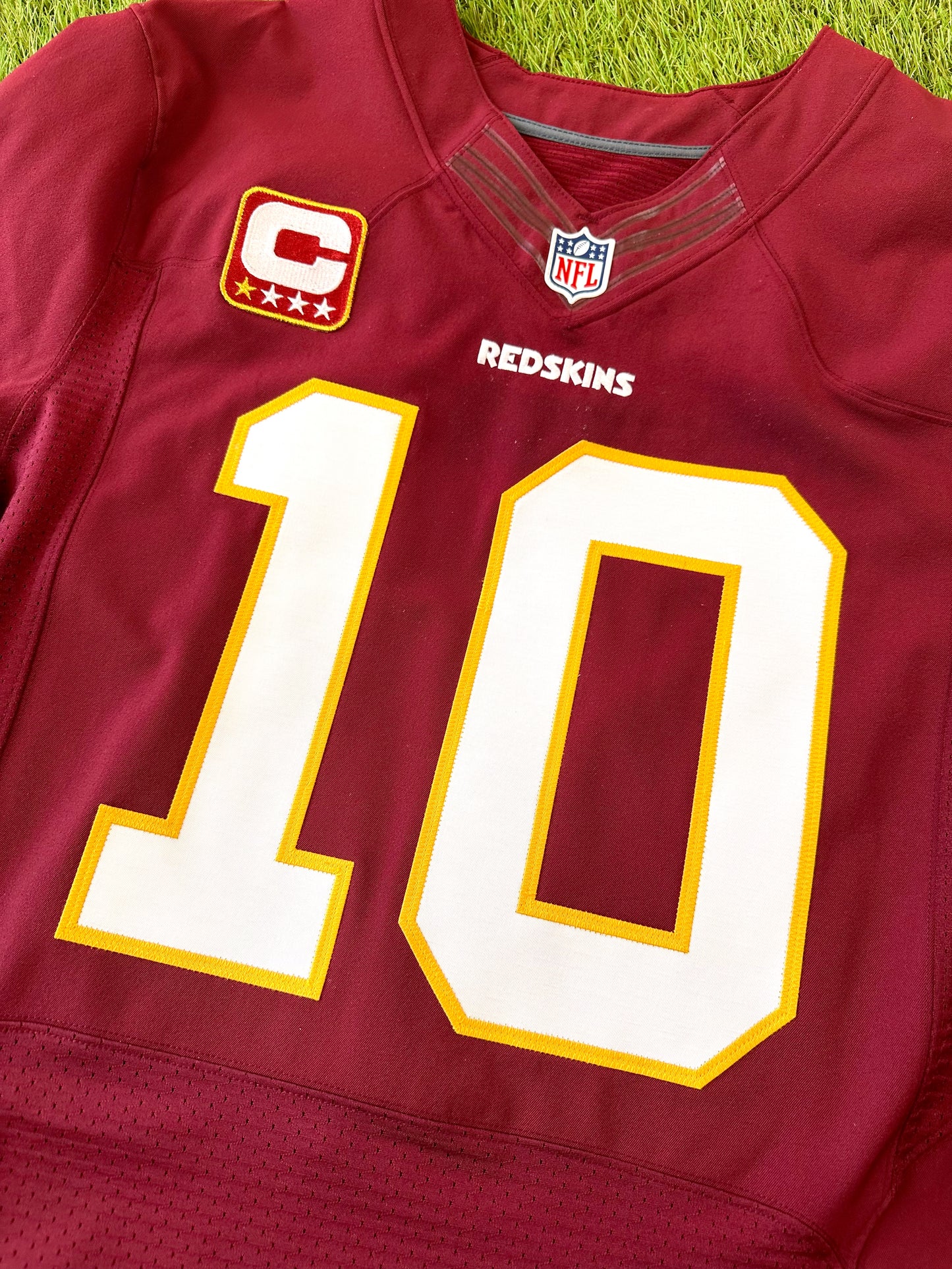 Washington Redskins Robert Griffin III 2012 NFL Football Jersey (48/XL)