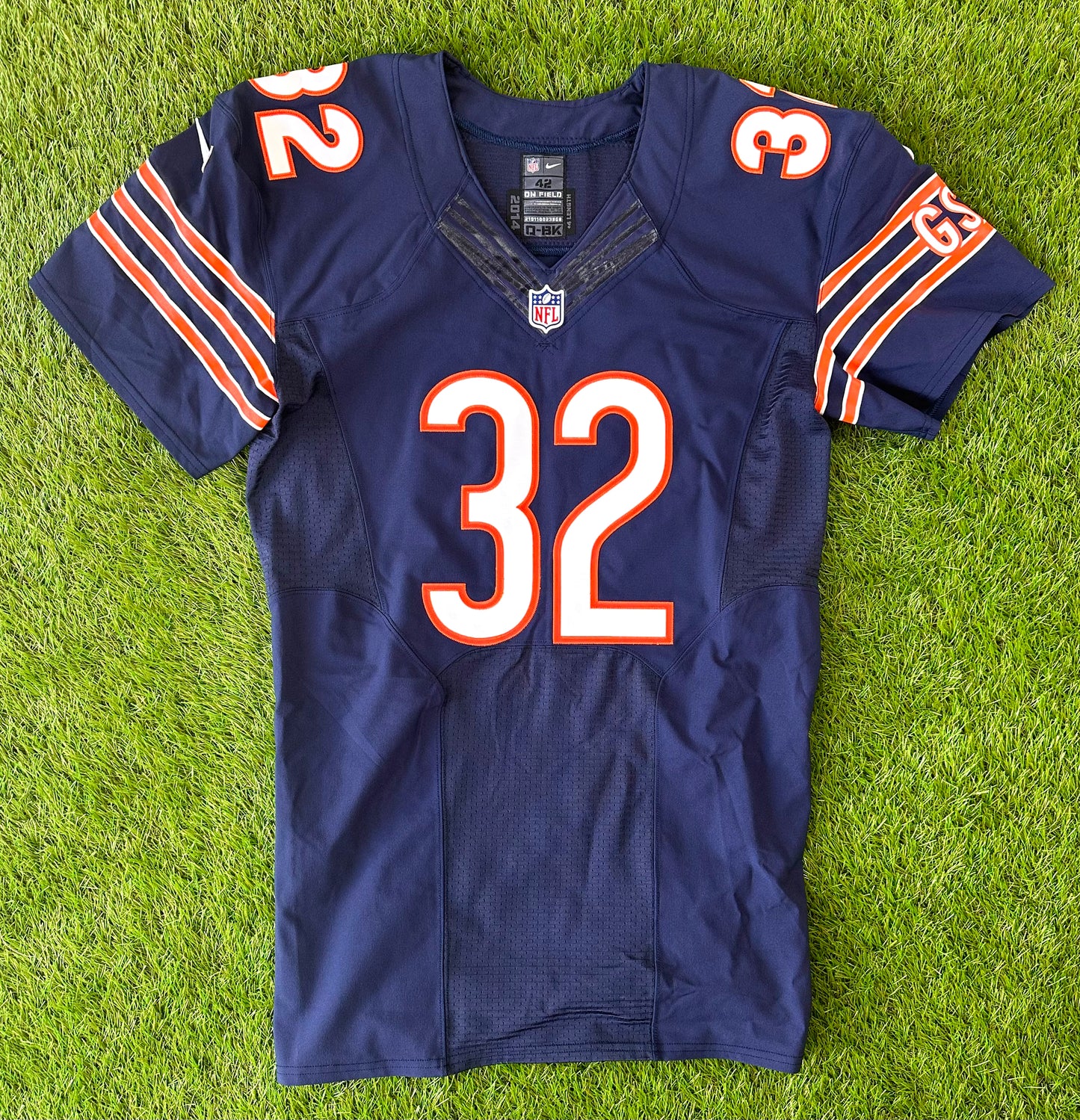 Chicago Bears David Montgomery Autographed Team Issued NFL Football Jersey (42/Large)
