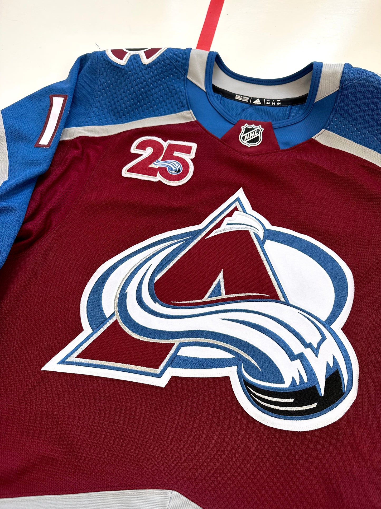 Colorado Avalanche 2021 Alex Newhook NHL Hockey Jersey (54/XL)
